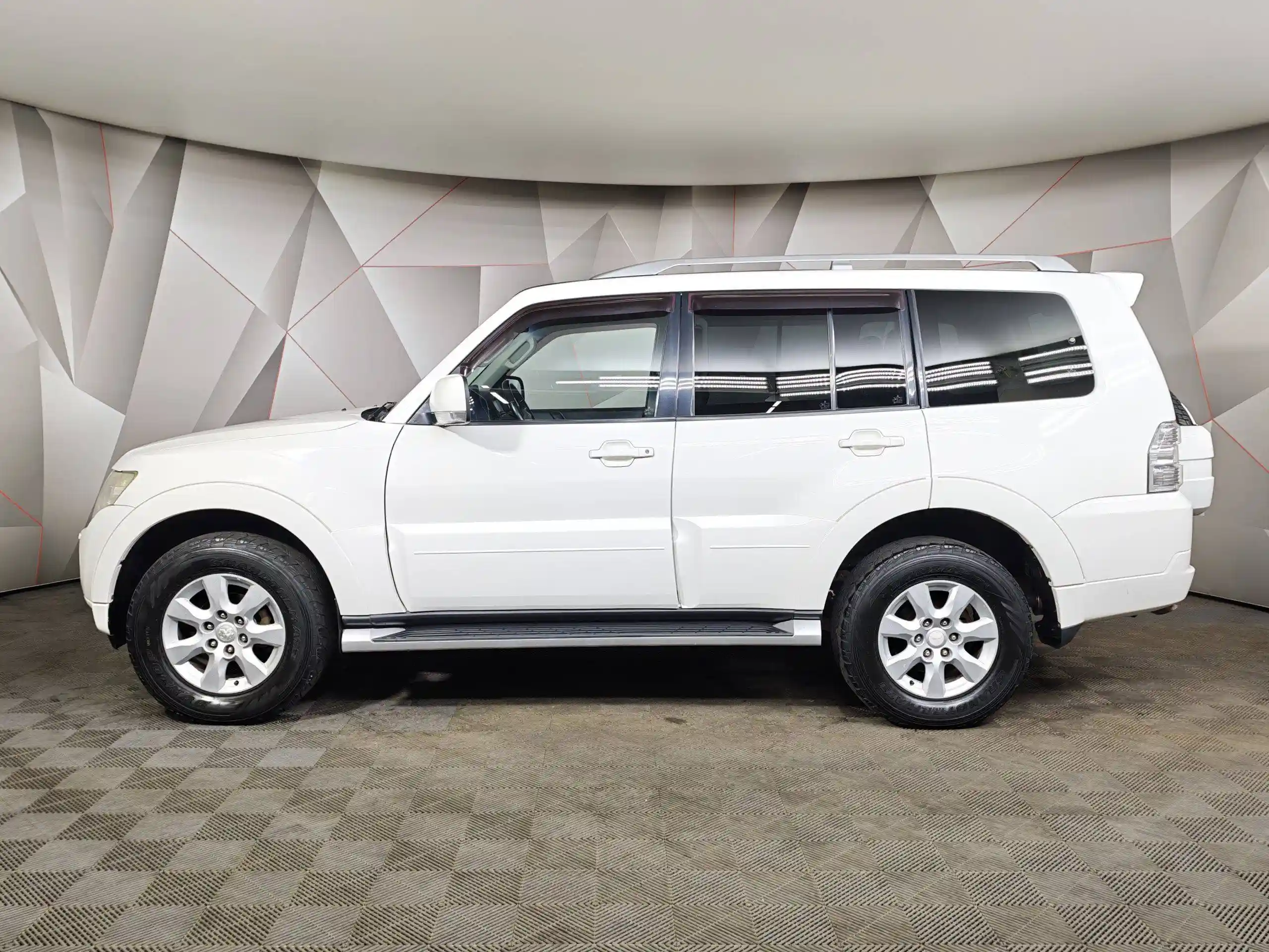 Mitsubishi Pajero 2011