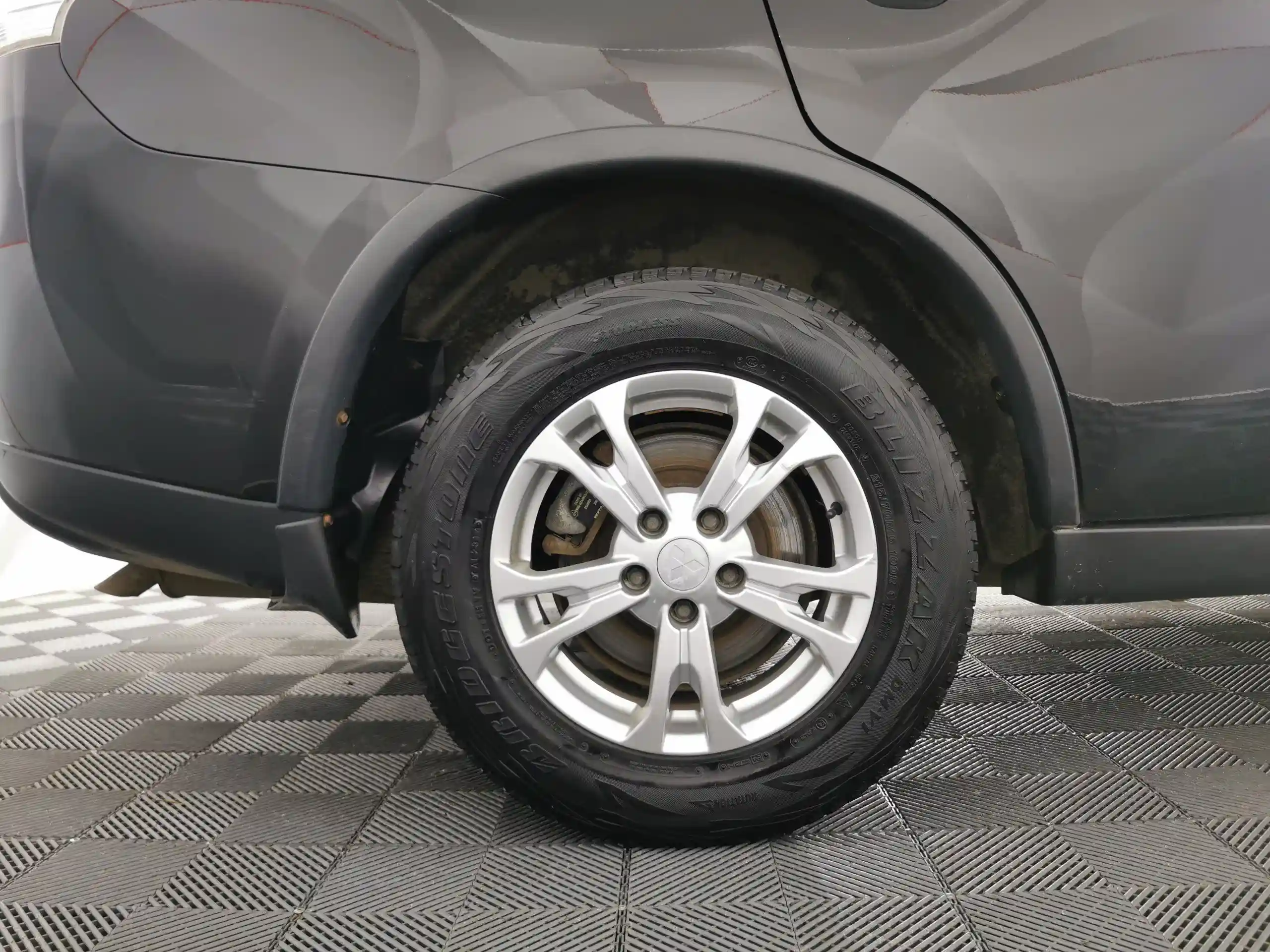 Mitsubishi Outlander 2014