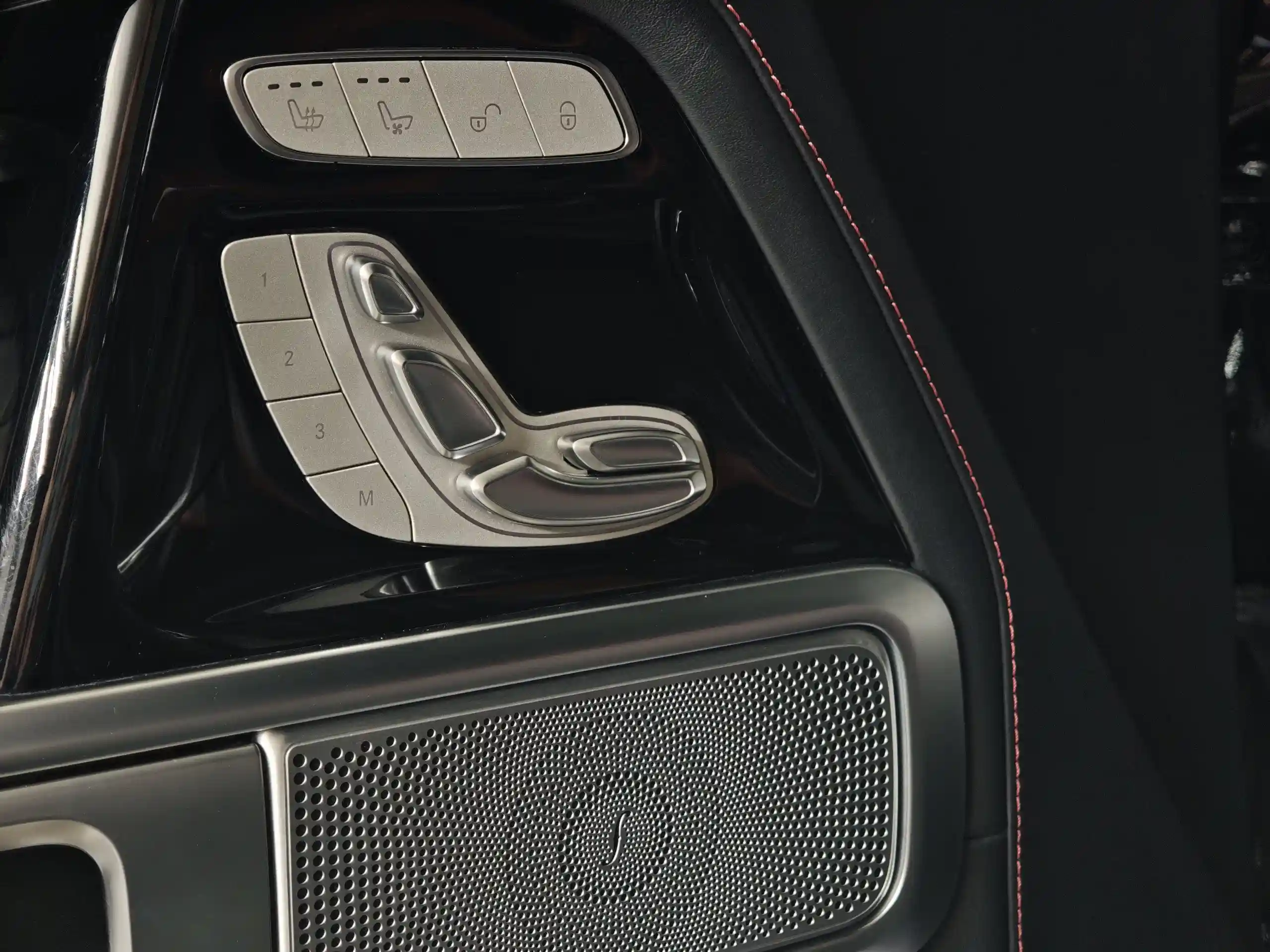 Mercedes-Benz G-Класс 2021