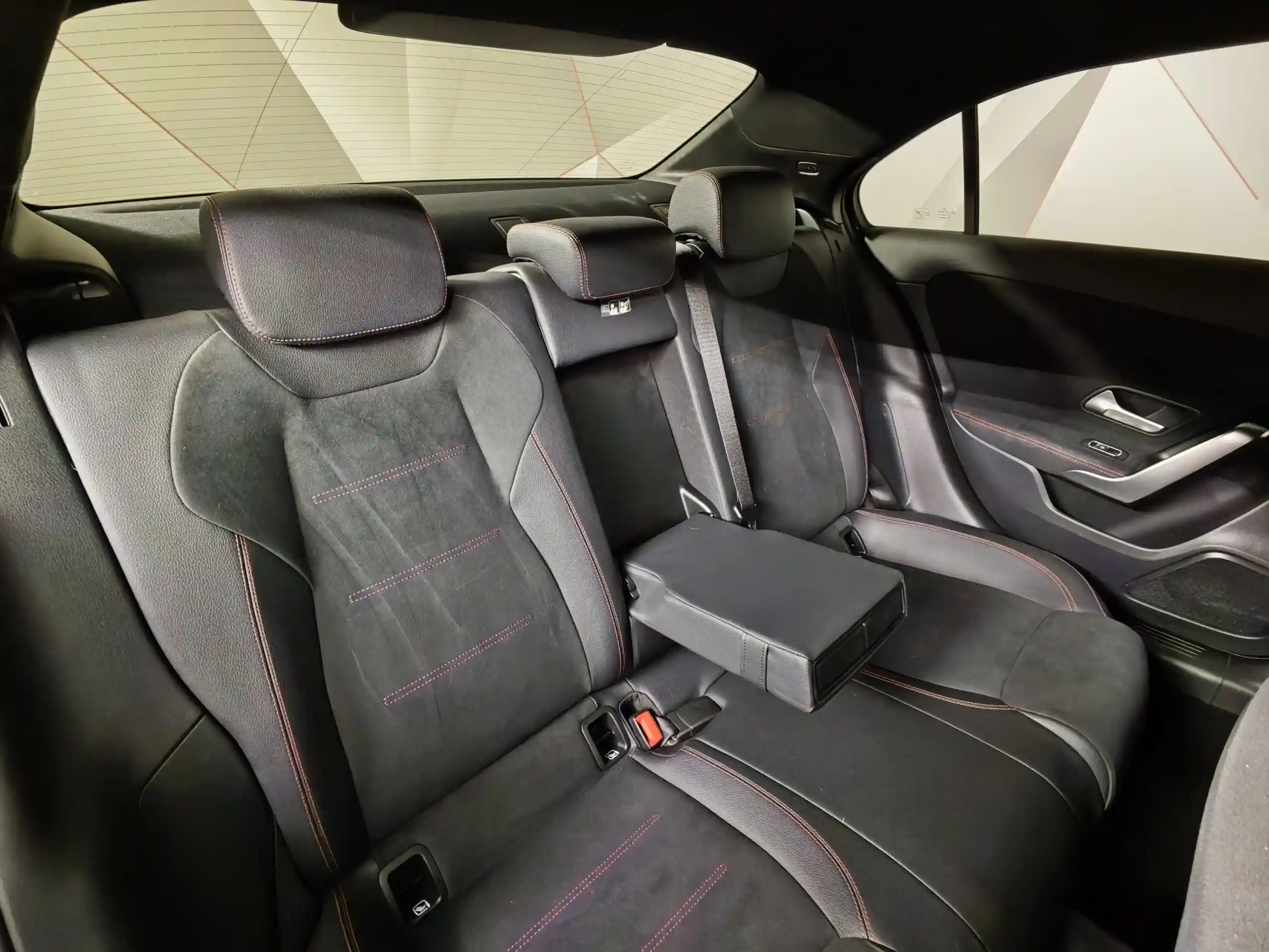 Mercedes-Benz A-Класс 2021