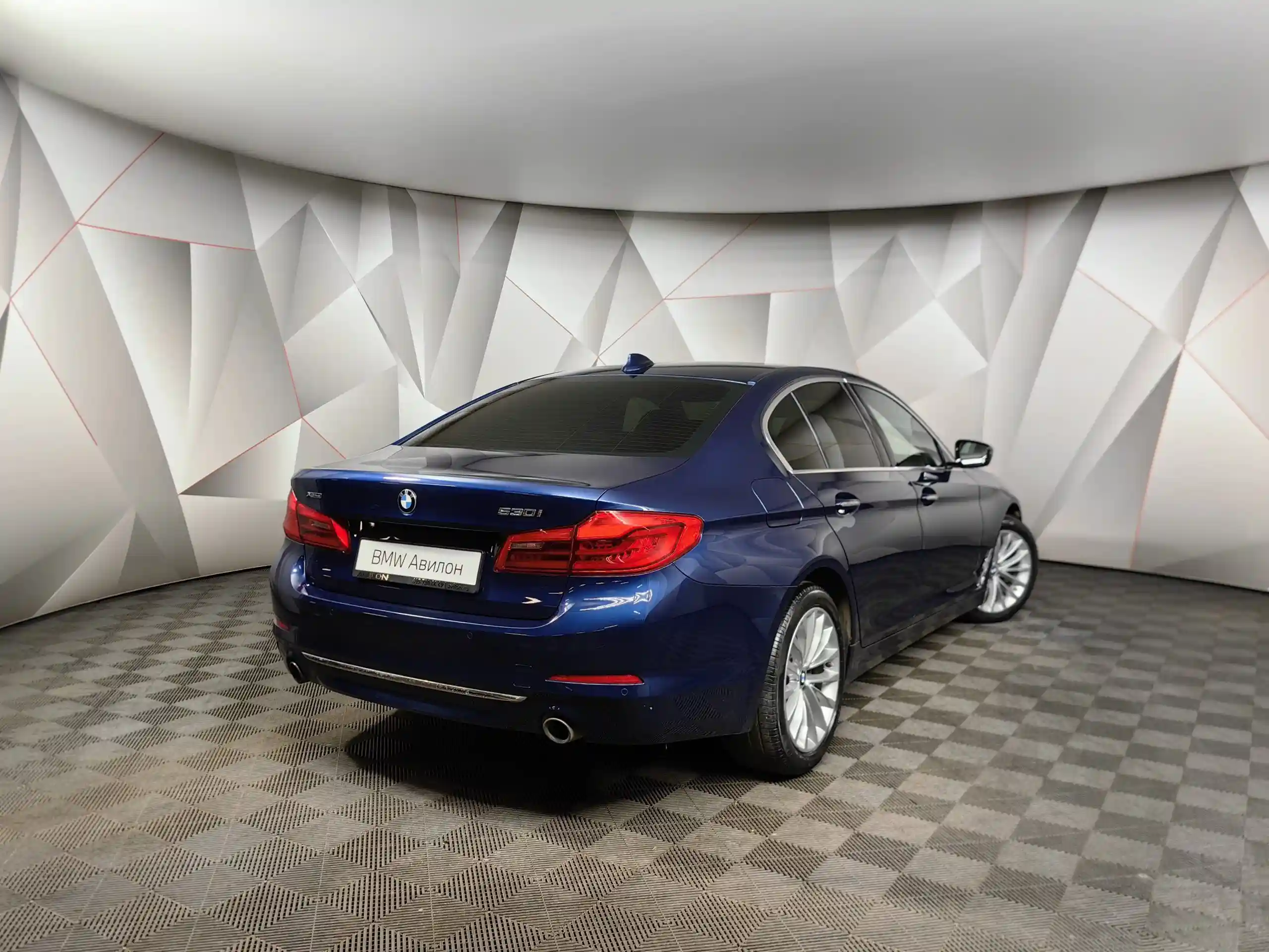 BMW 5 серия 2017