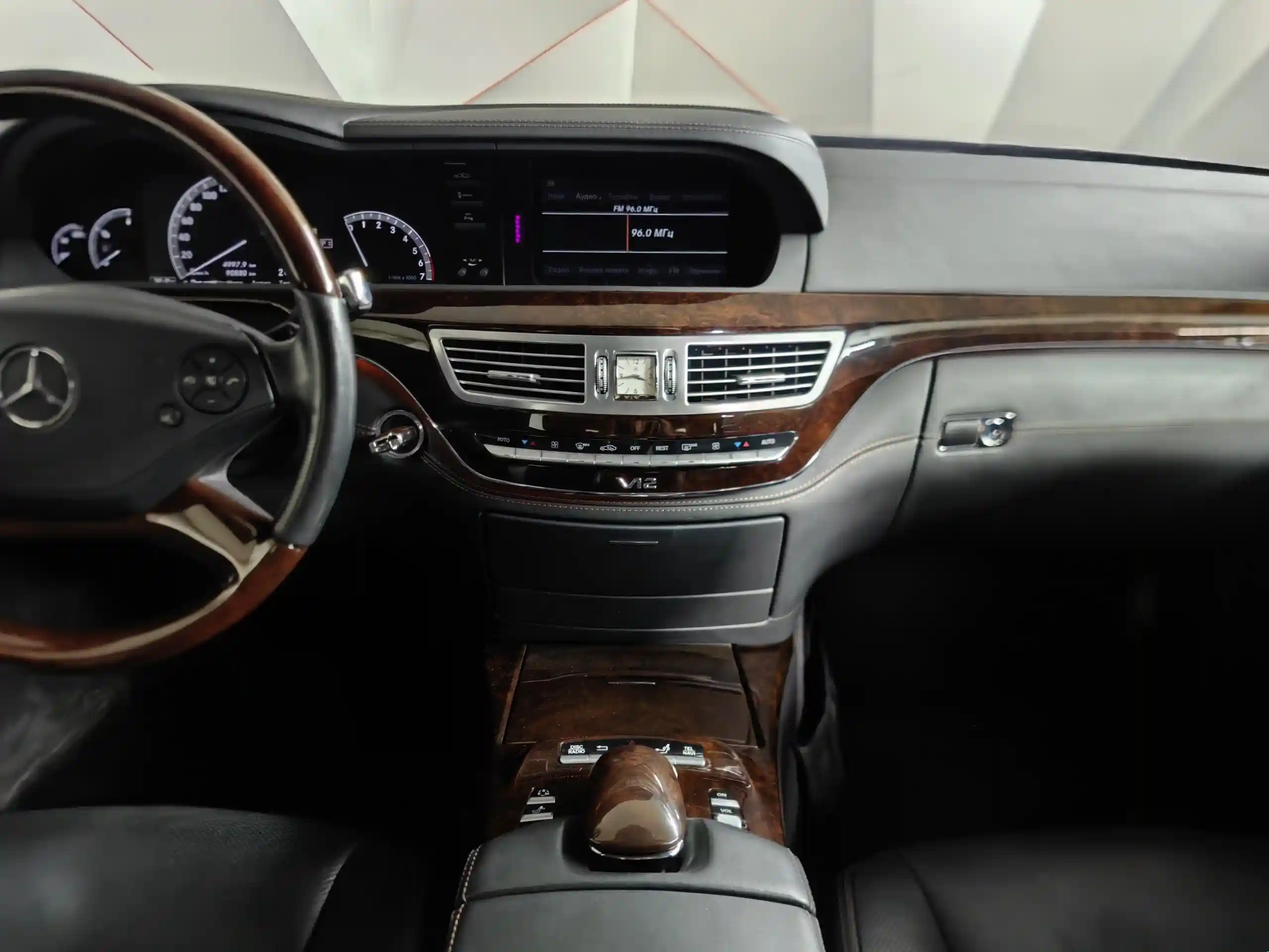 Mercedes-Benz S-Класс 2012