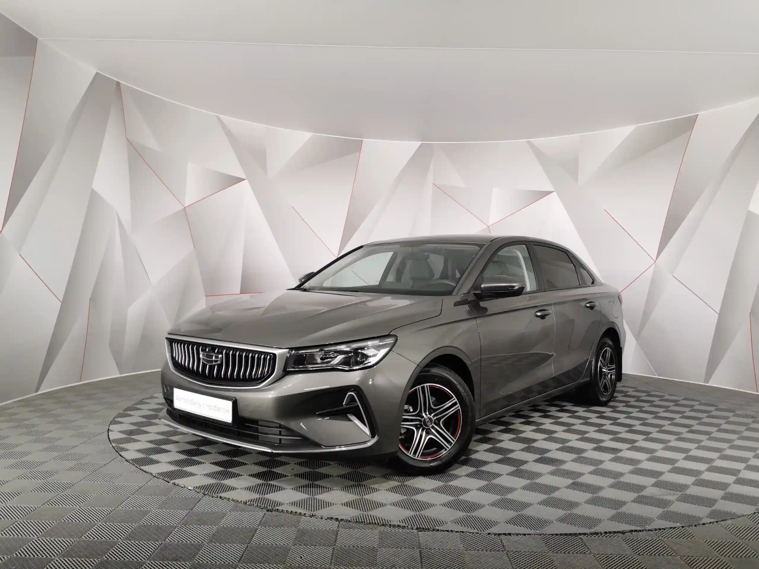 Geely Emgrand 2024