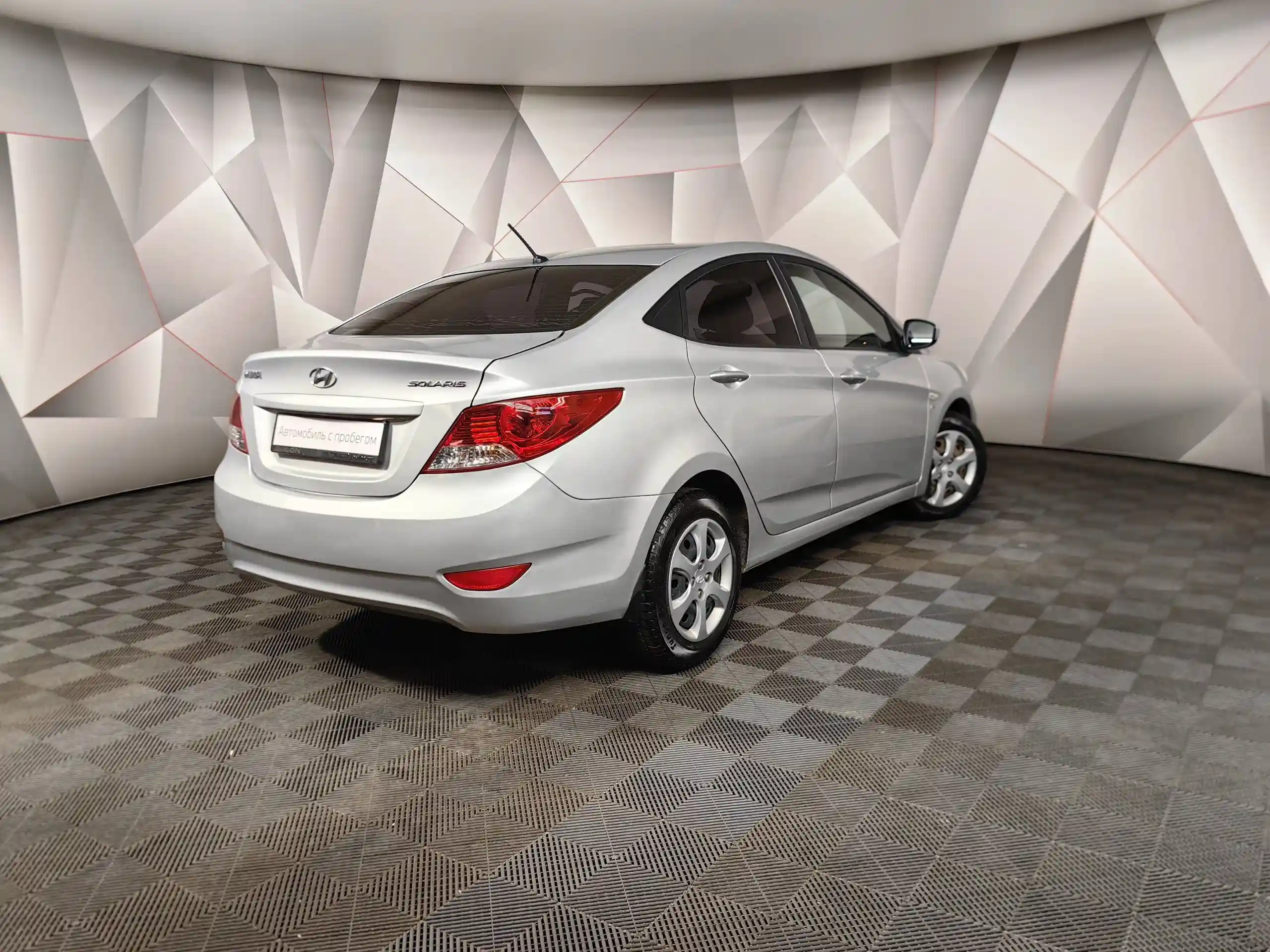 Hyundai Solaris 2013