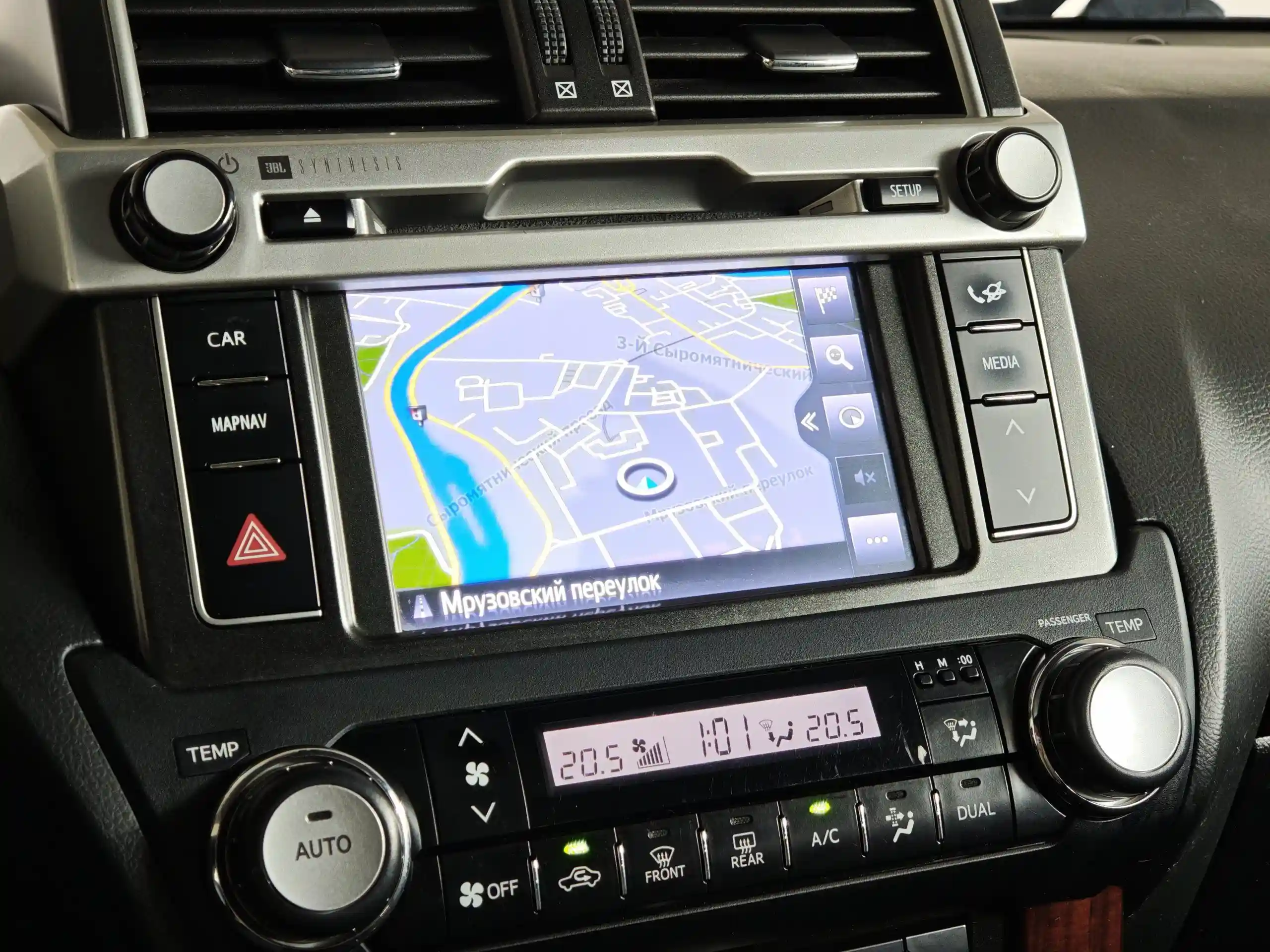 Toyota Land Cruiser Prado 2016