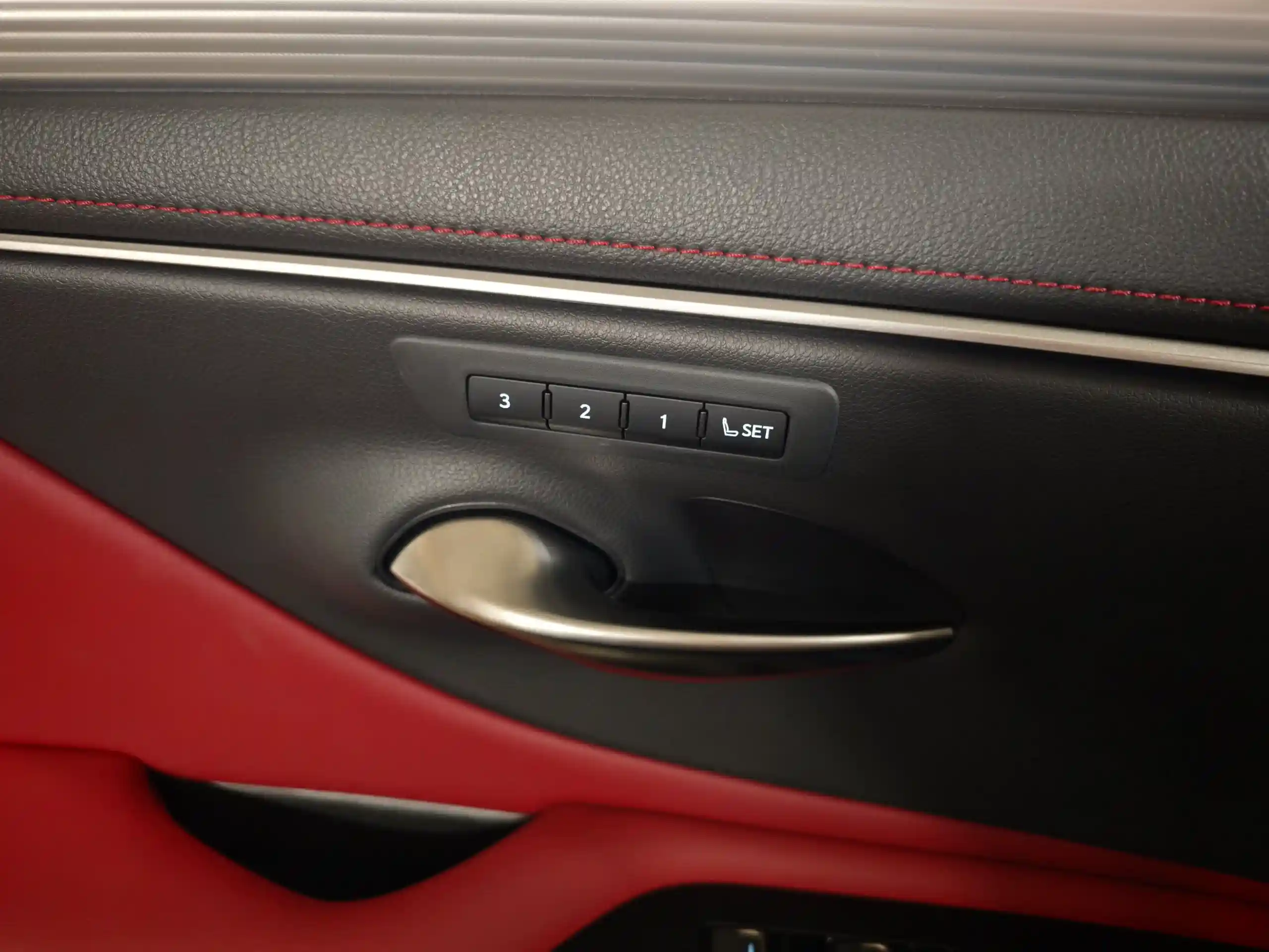 Lexus ES 2022