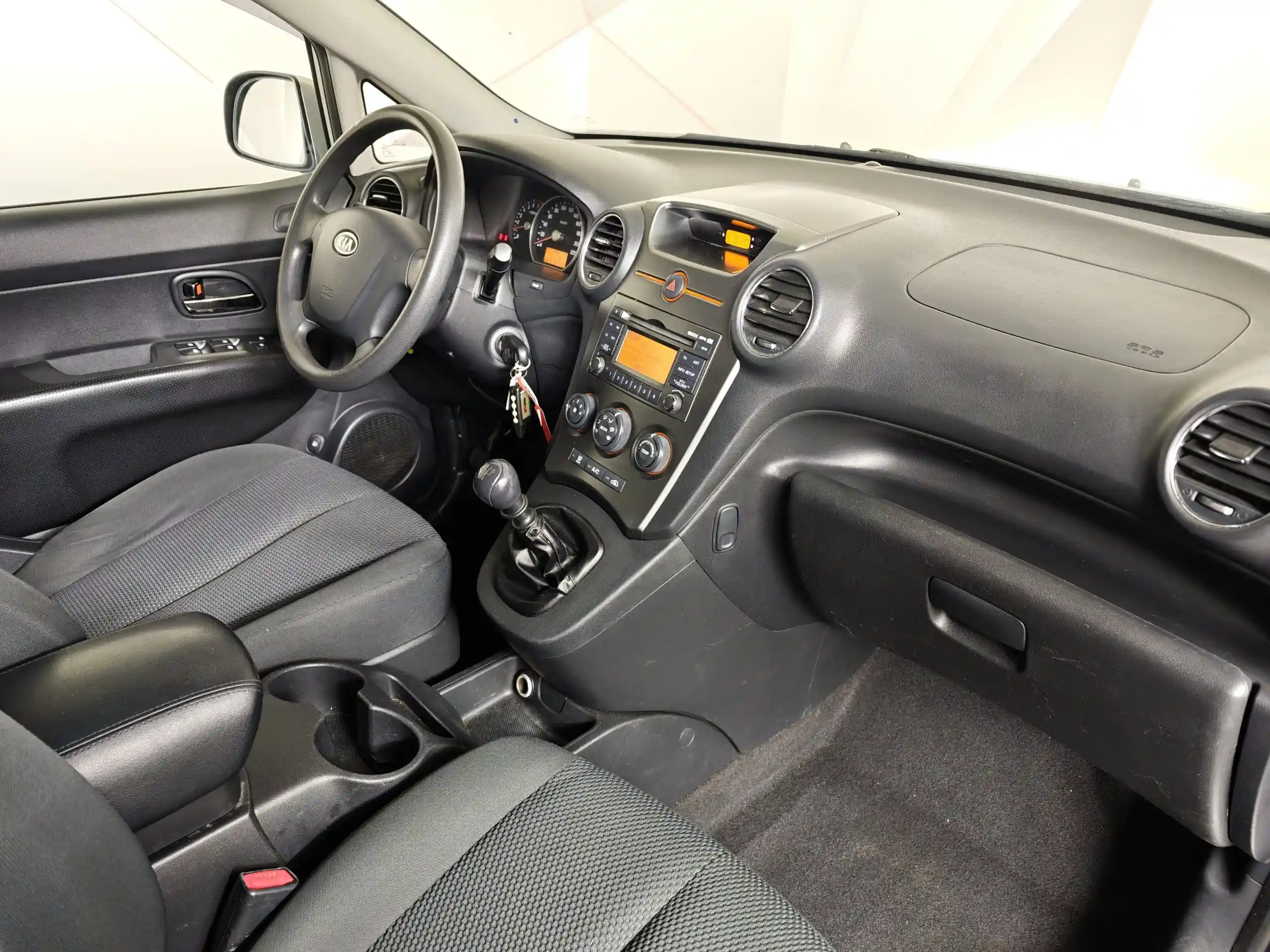 Kia Carens 2011