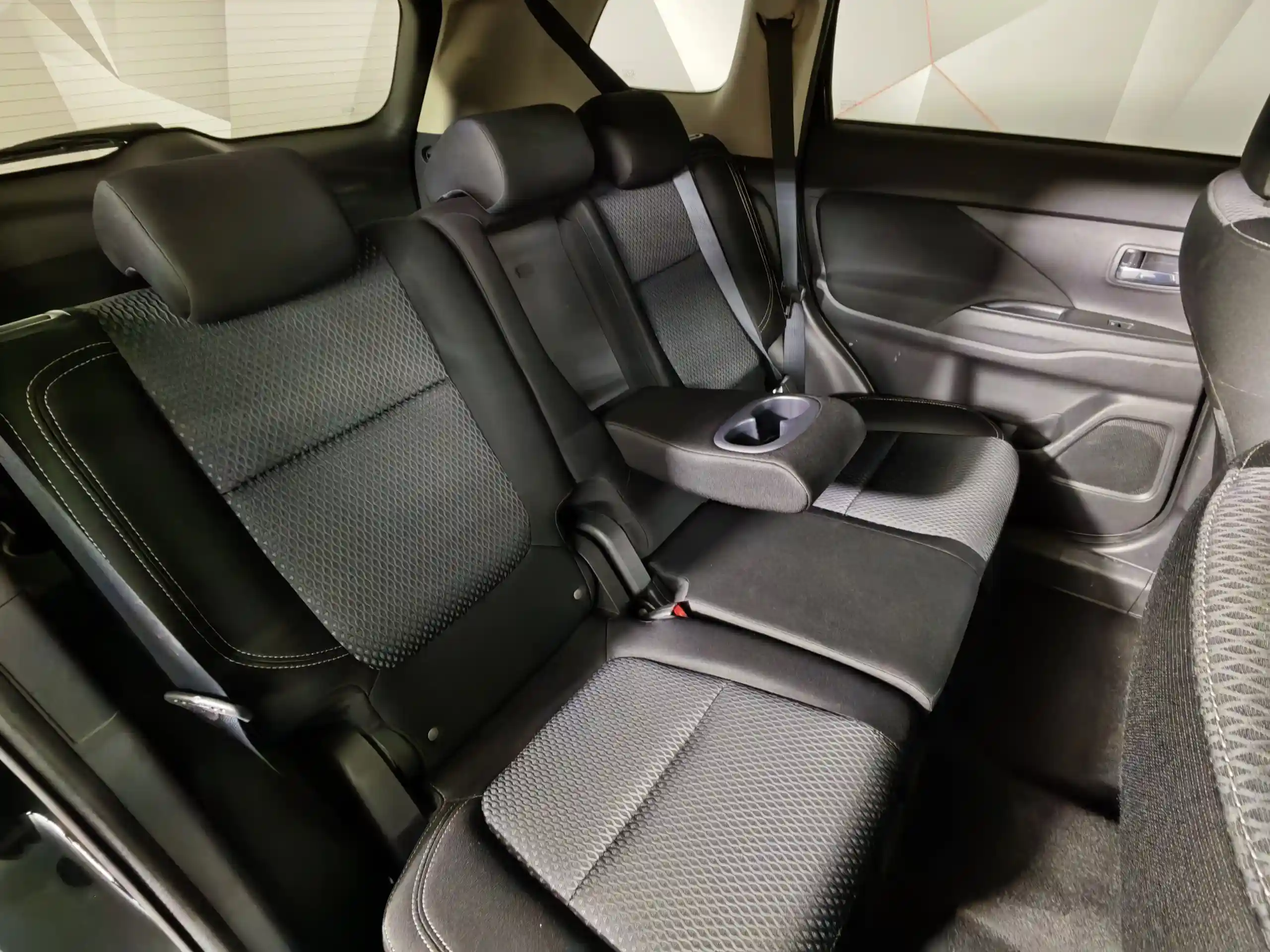 Mitsubishi Outlander 2019