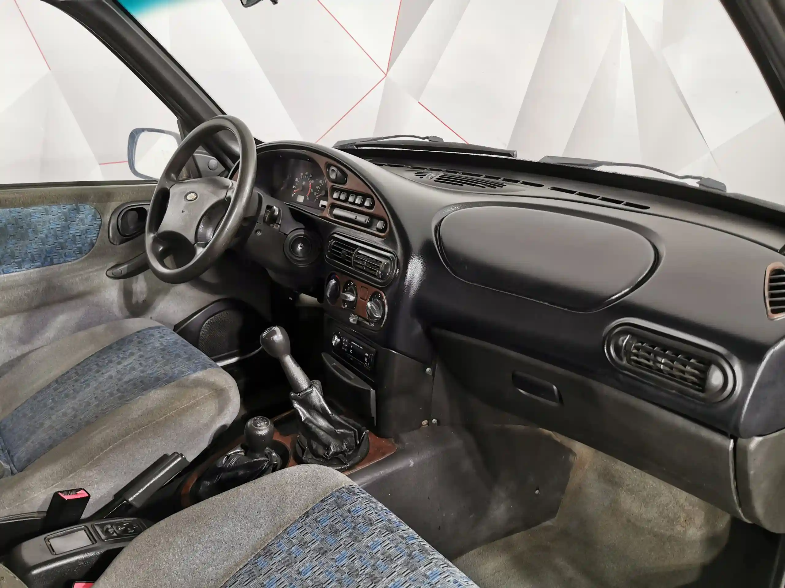 Chevrolet Niva 2005
