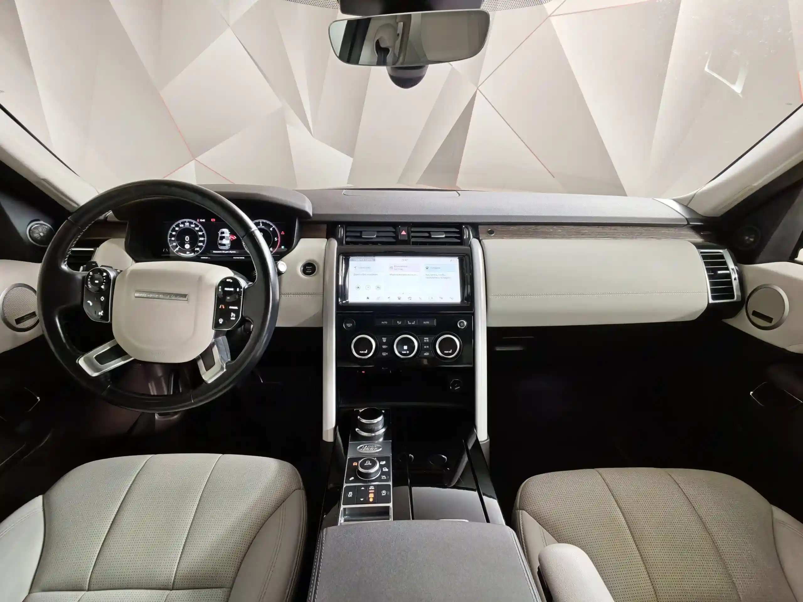 Land Rover Discovery 2018
