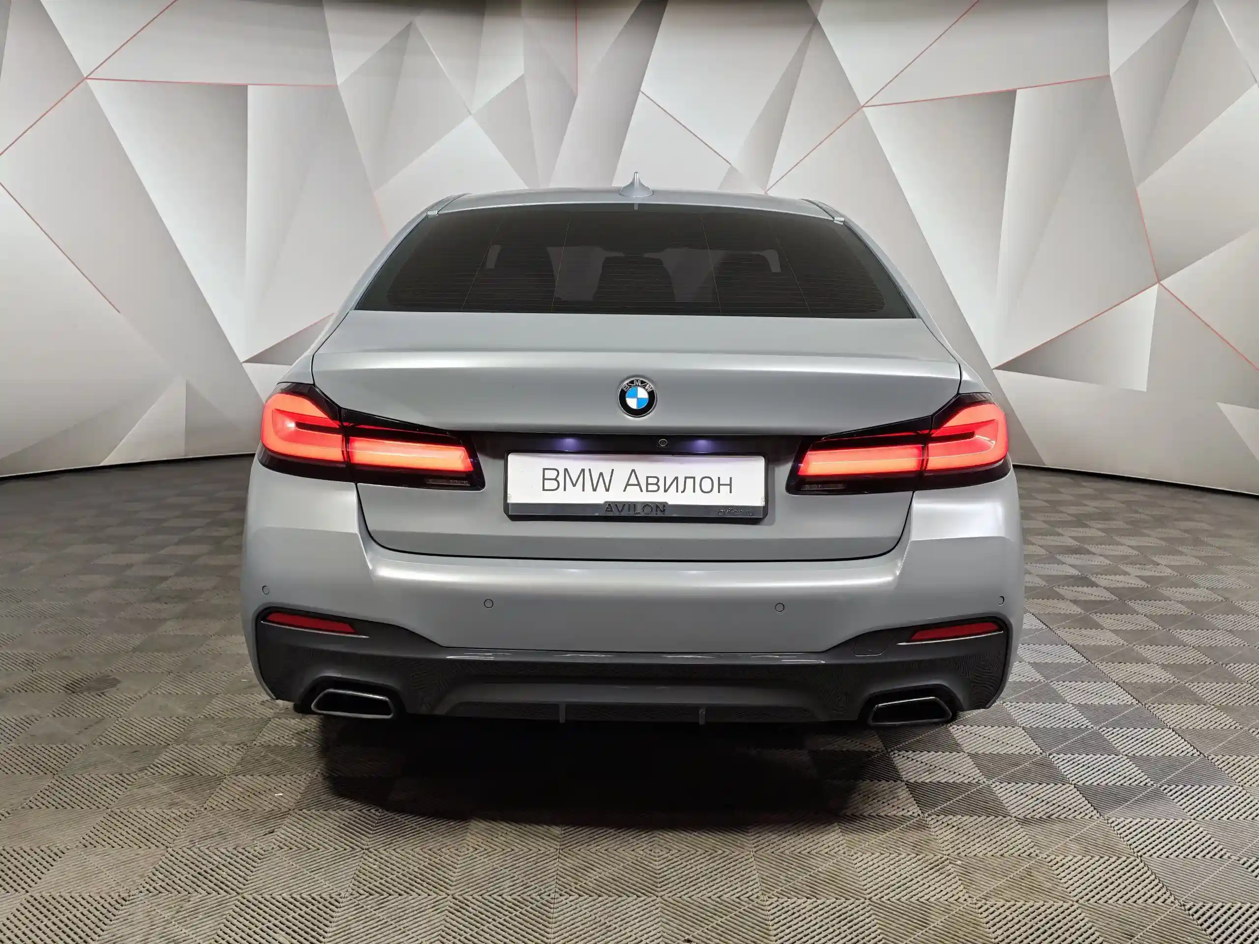 BMW 5 серия 2022