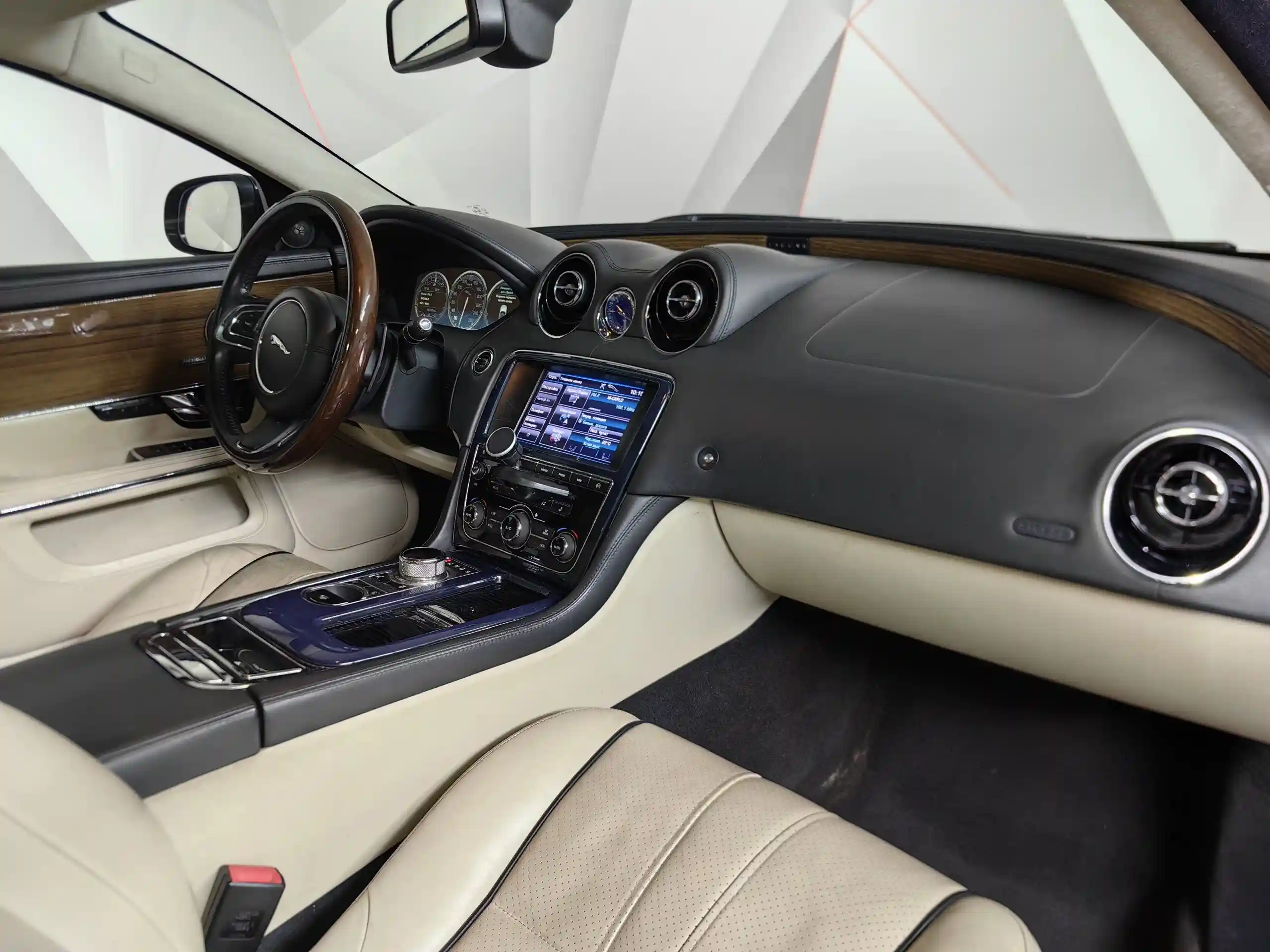 Jaguar XJ 2013