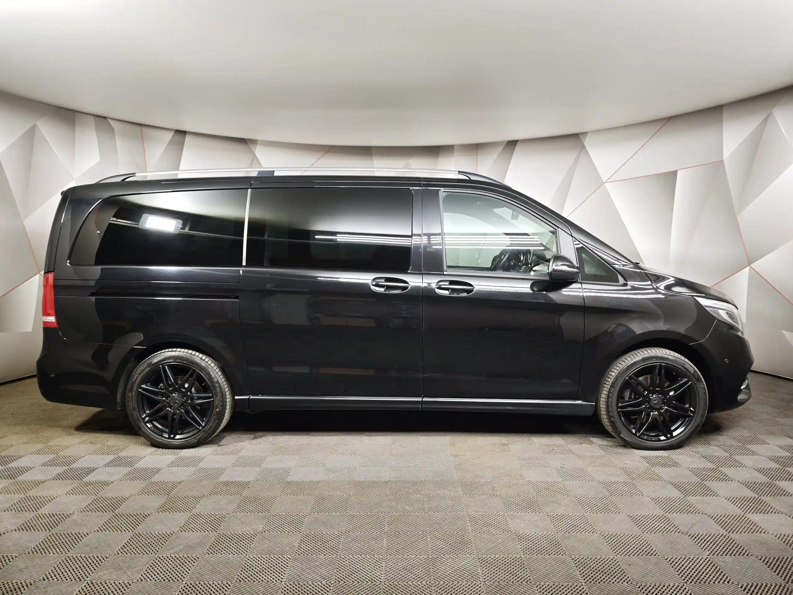 Mercedes-Benz V-Класс 2018