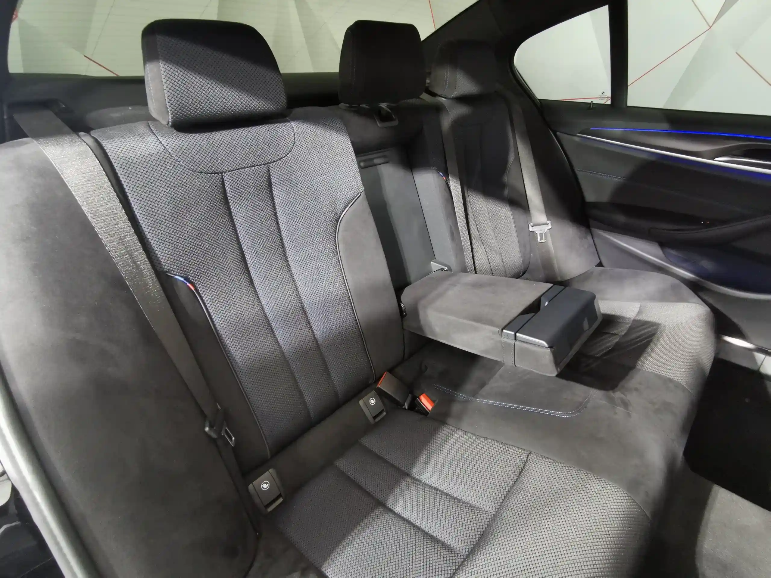 BMW 5 серия 2020