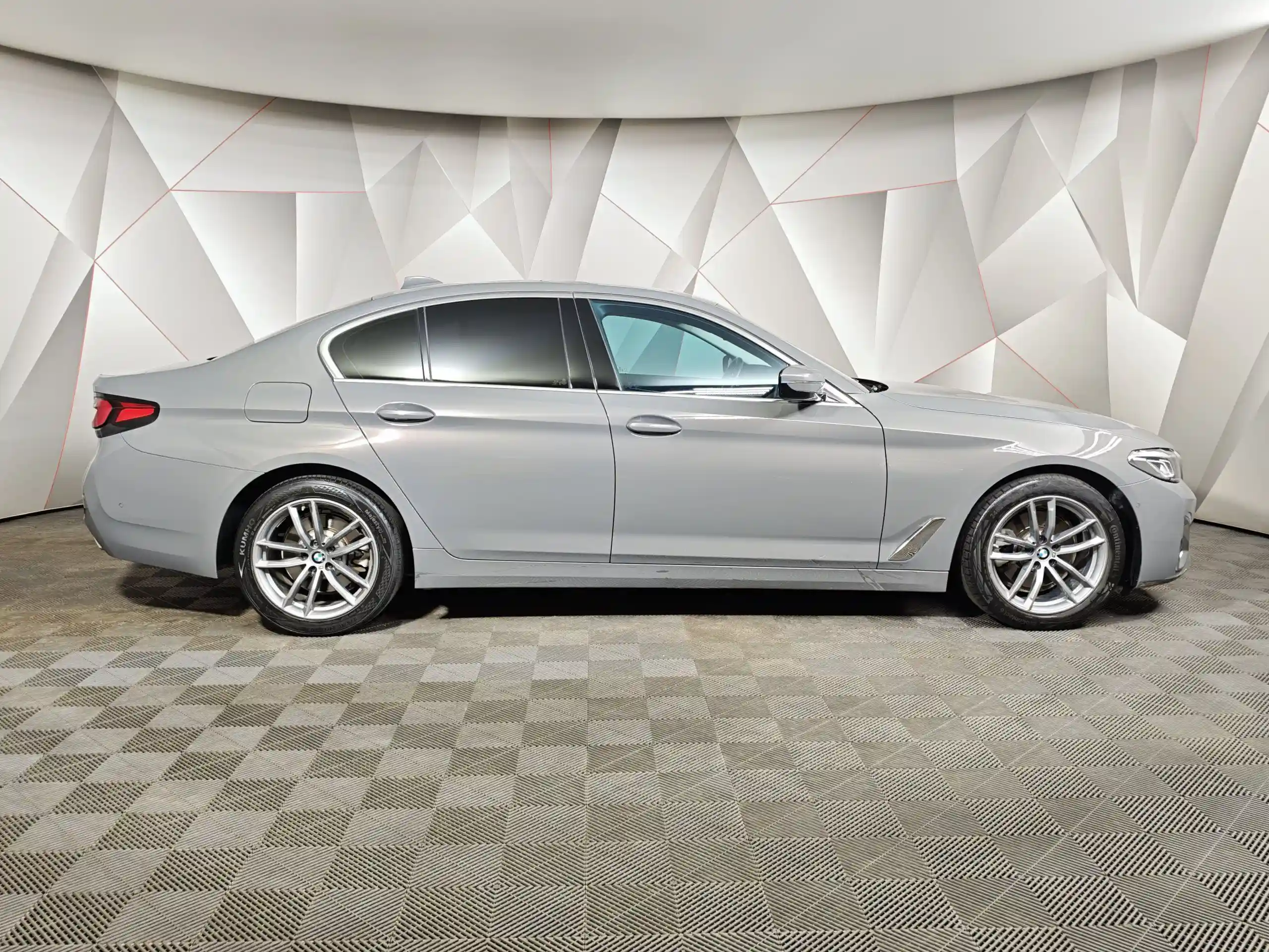 BMW 5 серия 2022