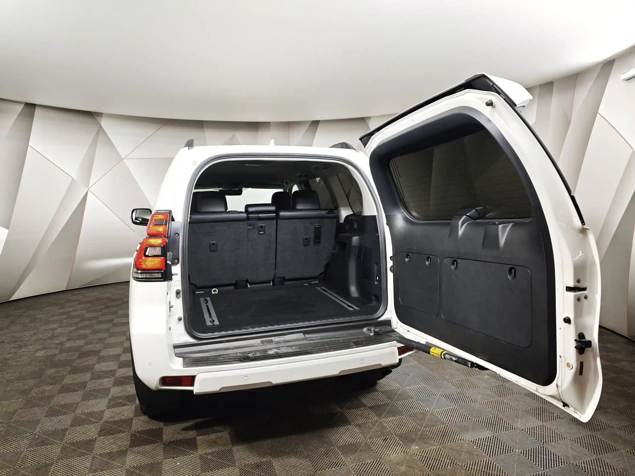 Toyota Land Cruiser Prado 2019