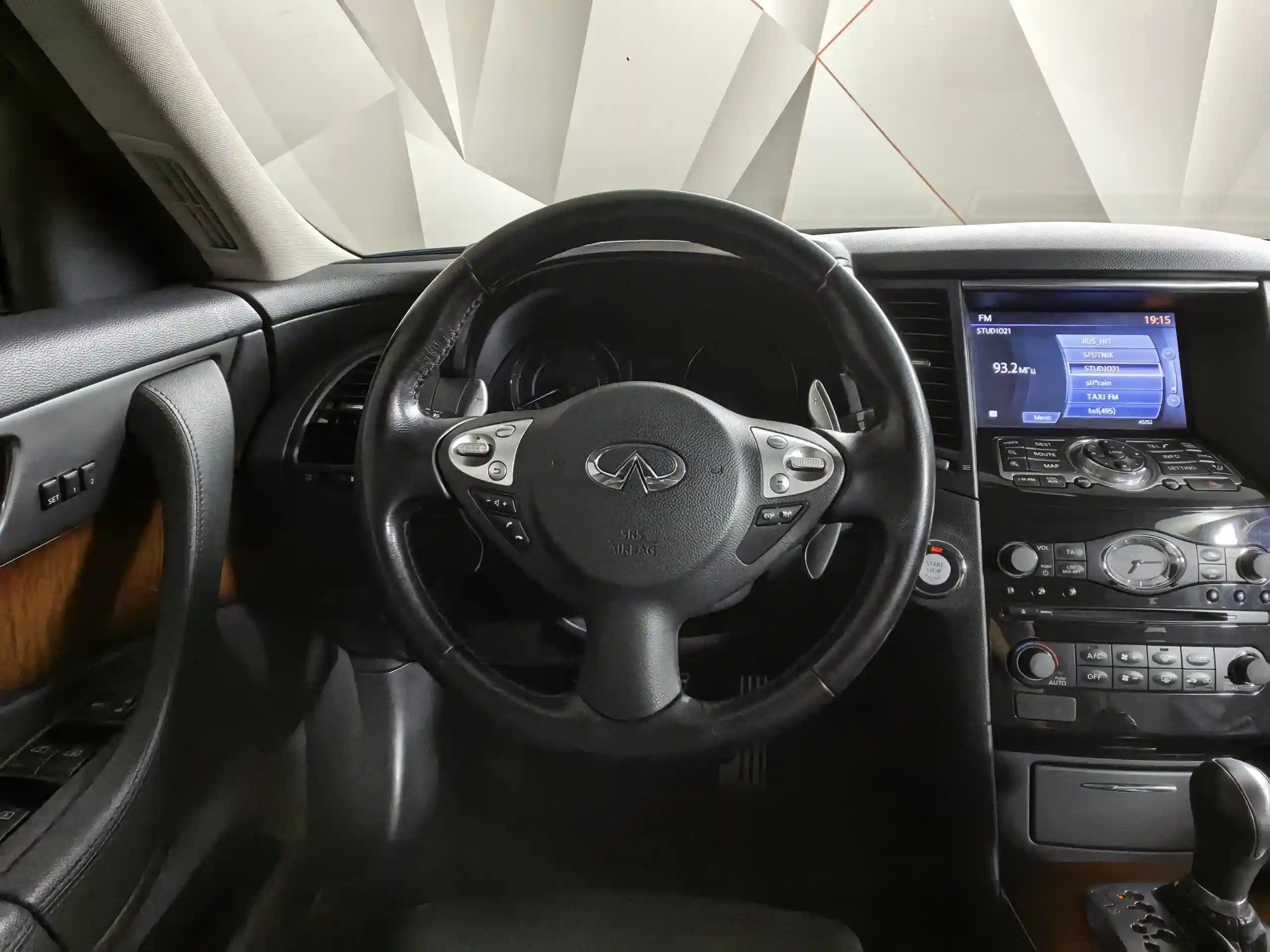 Infiniti FX-Series 2012