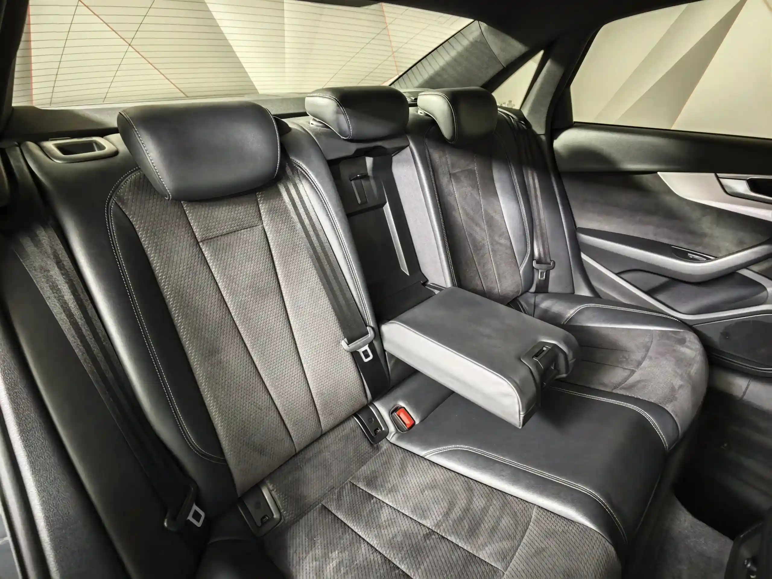 Audi A4 2017