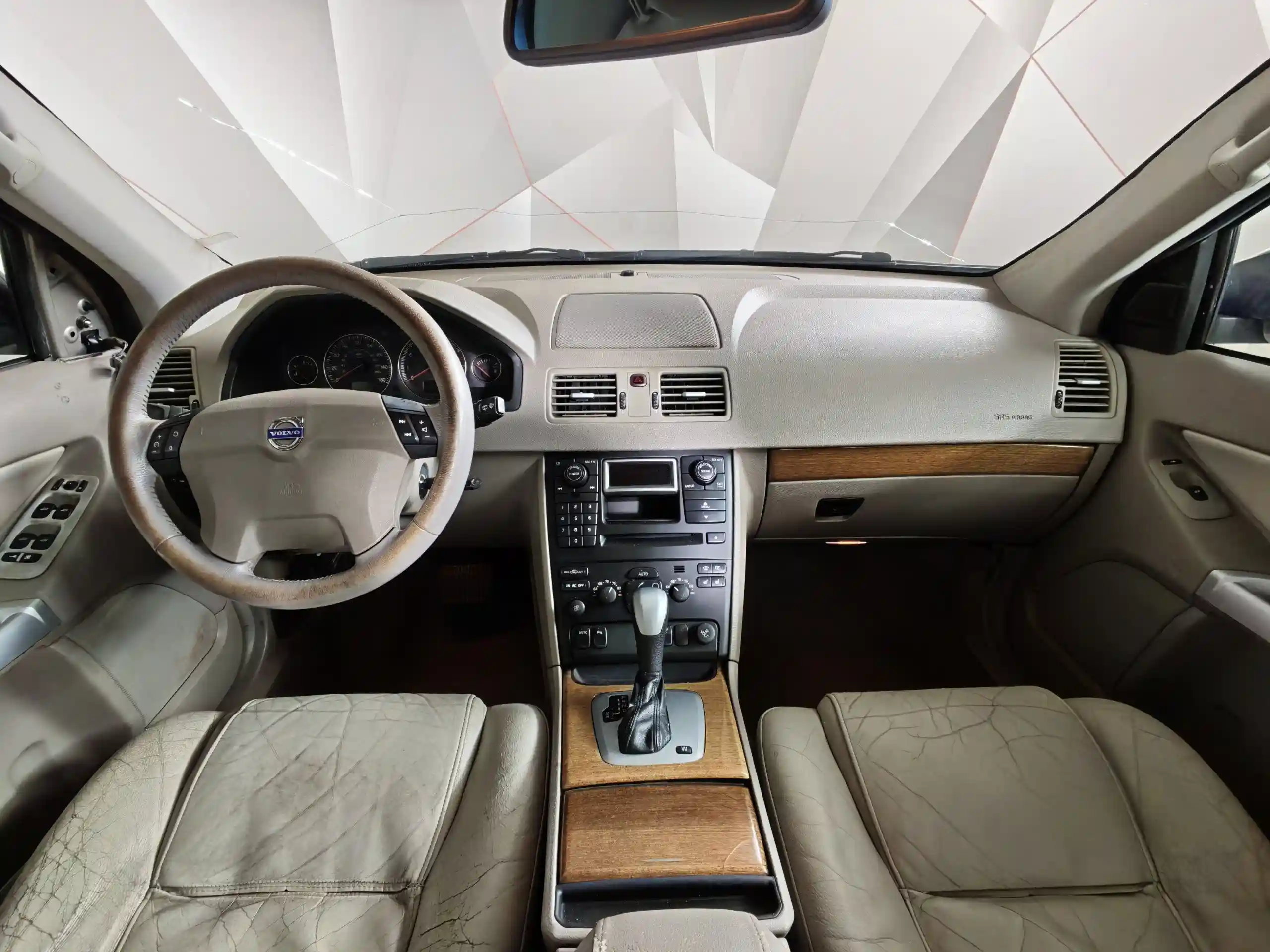 Volvo XC90 2003