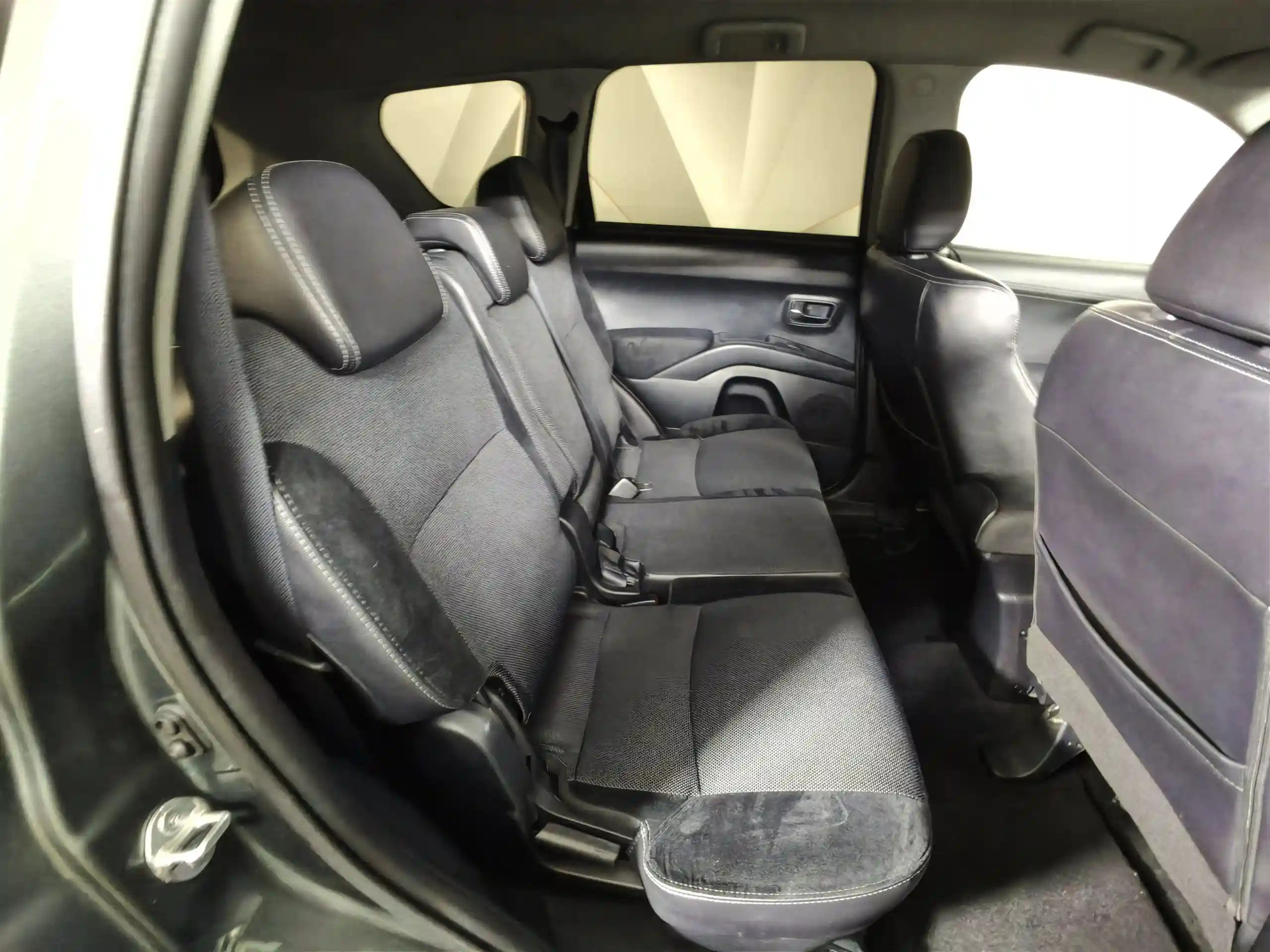 Citroen C-Crosser 2010