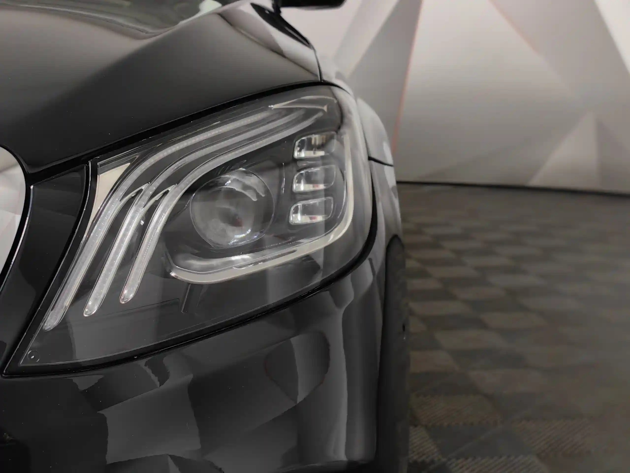 Mercedes-Benz S-Класс 2018