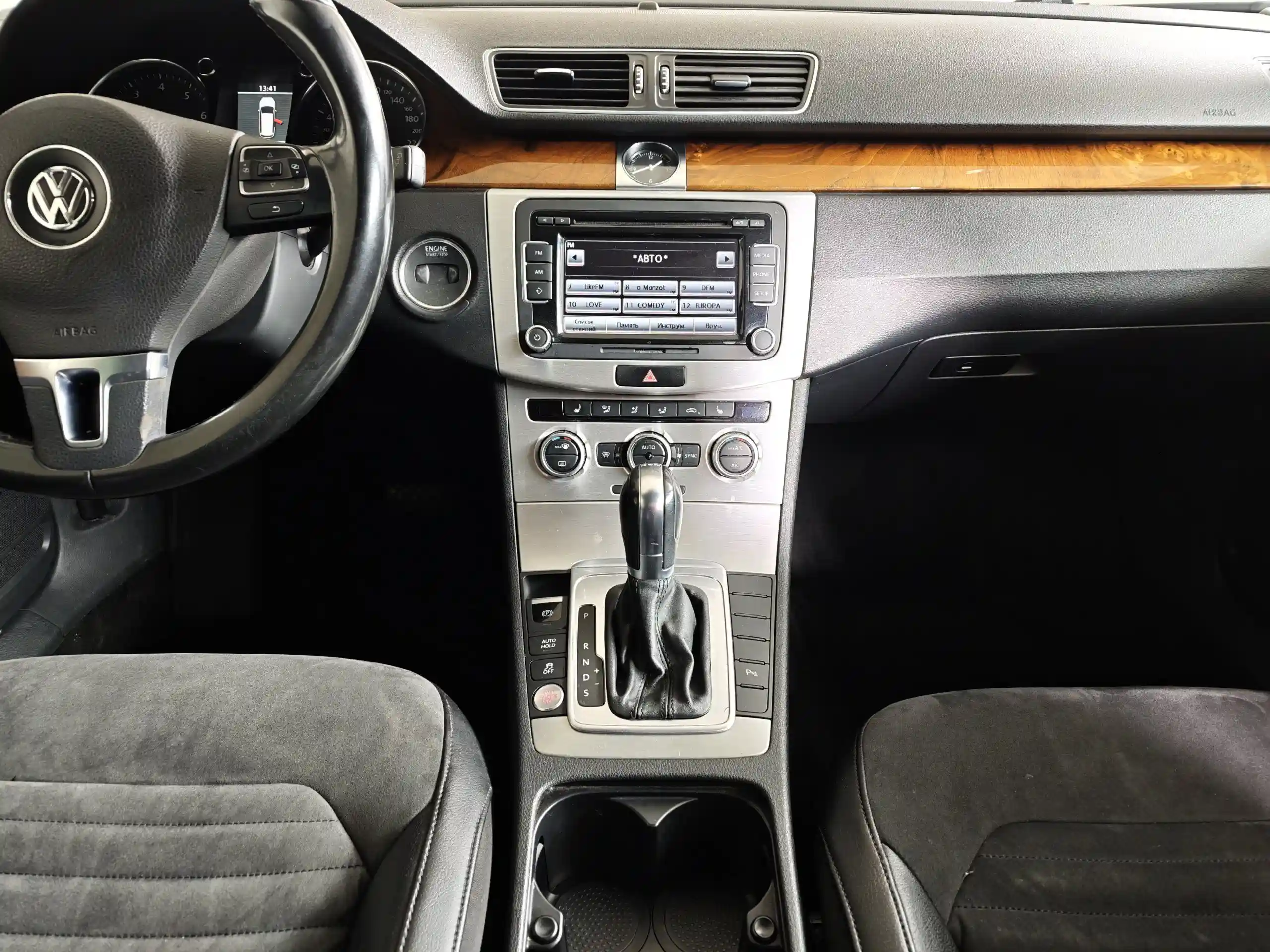 Volkswagen Passat 2013