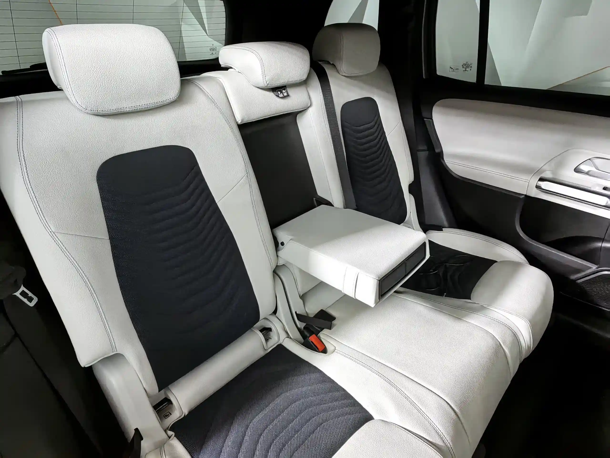 Mercedes-Benz GLB 2020