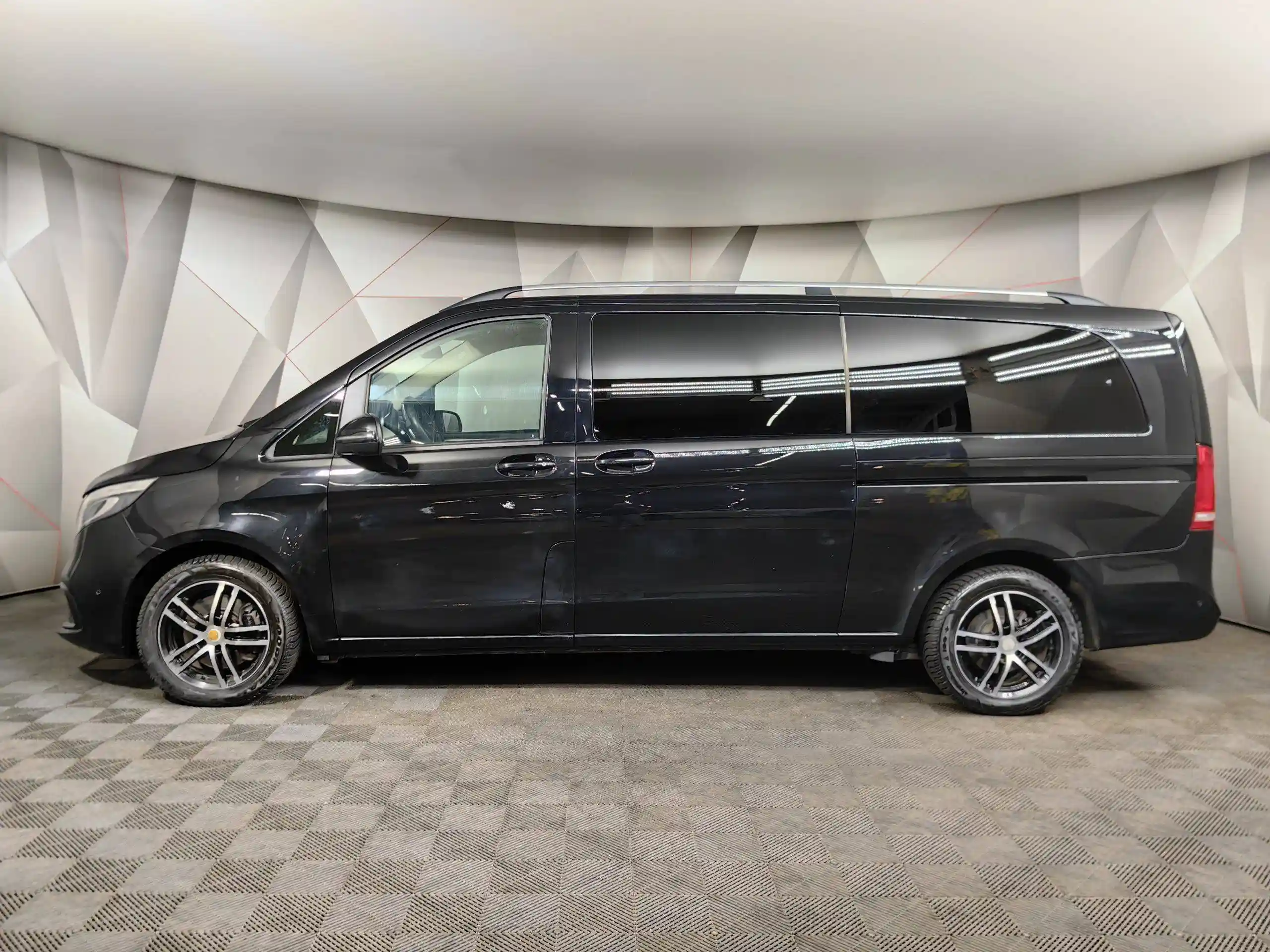 Mercedes-Benz V-Класс 2019