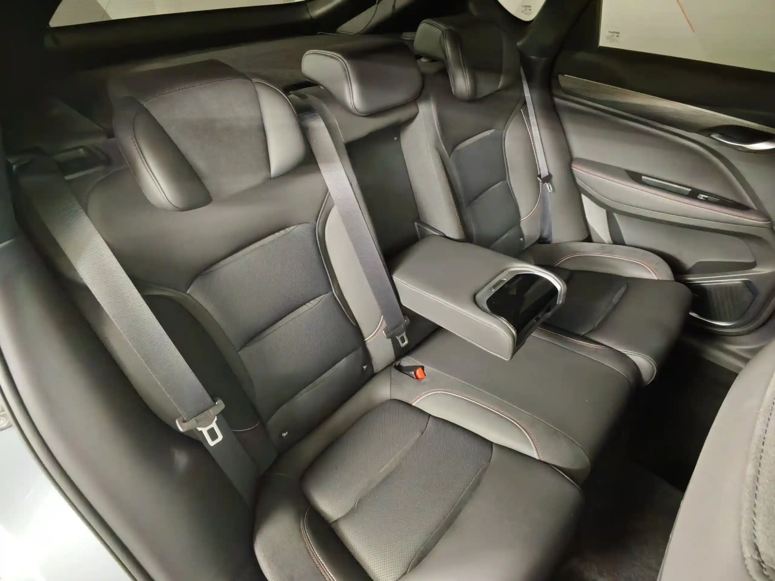 Geely Tugella 2023
