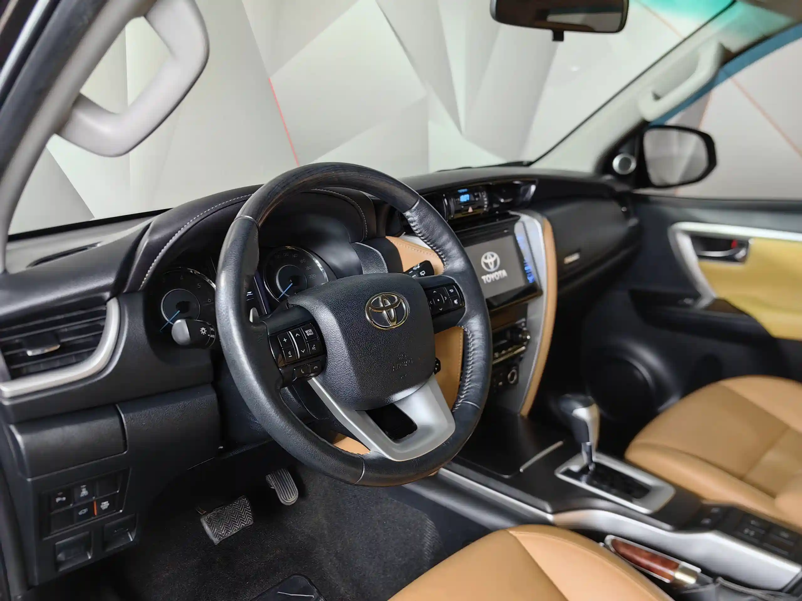 Toyota Fortuner 2018