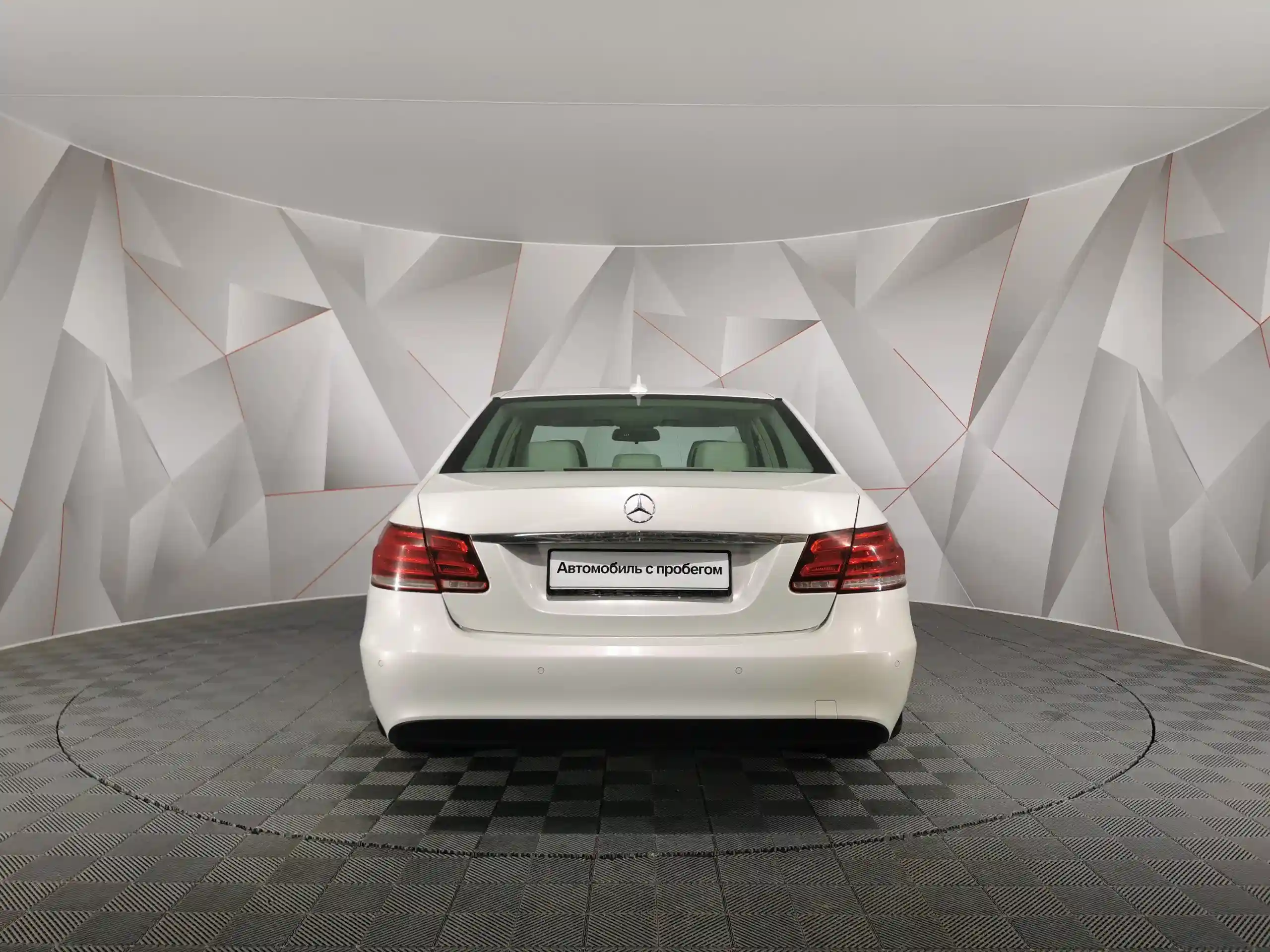 Mercedes-Benz E-Класс 2014