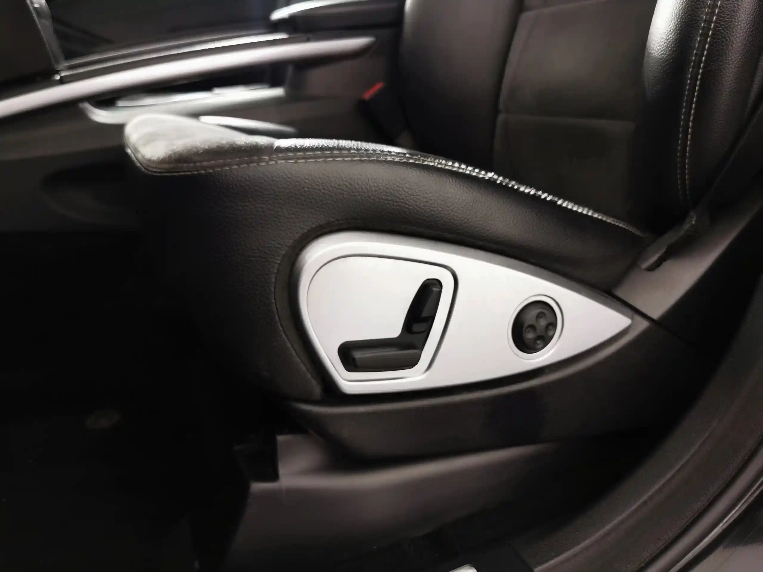 Mercedes-Benz M-Класс 2008