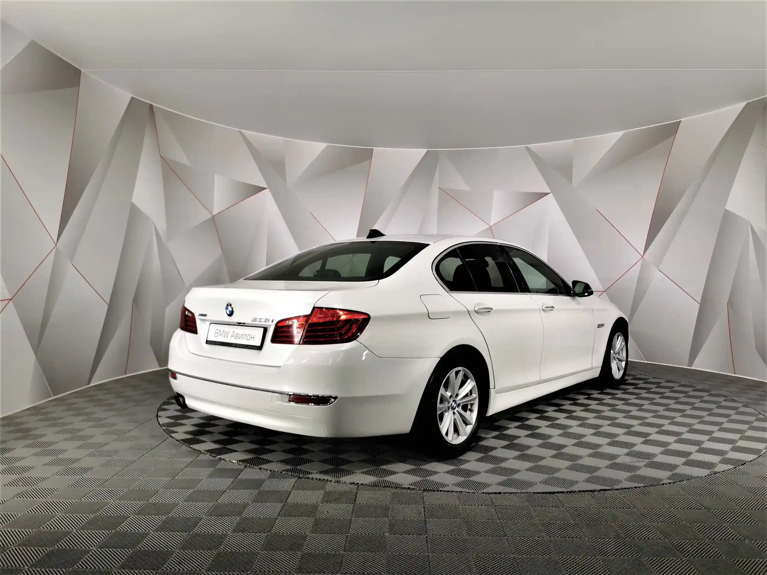 BMW 5 серия 2015