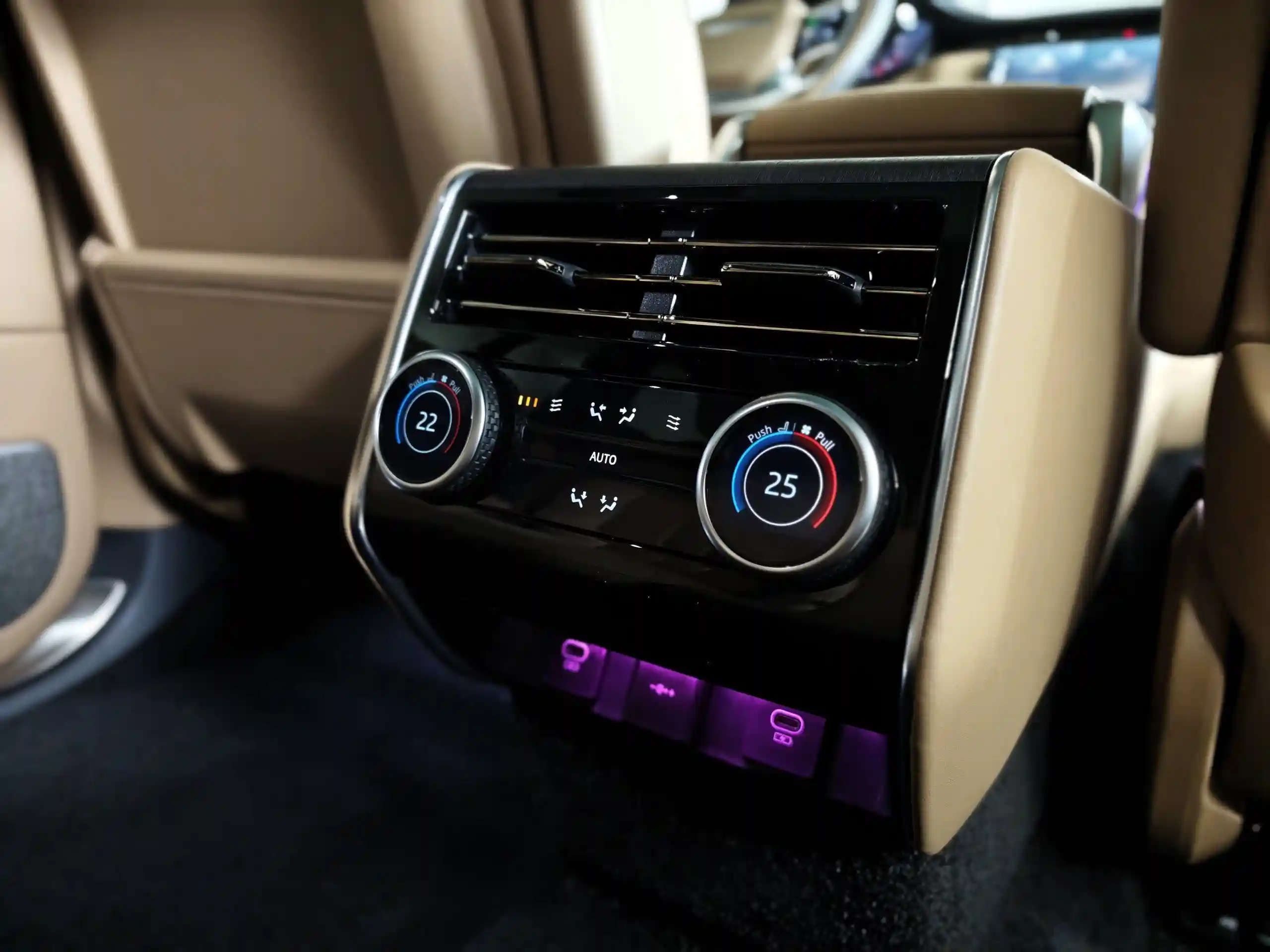 Land Rover Range Rover 2025