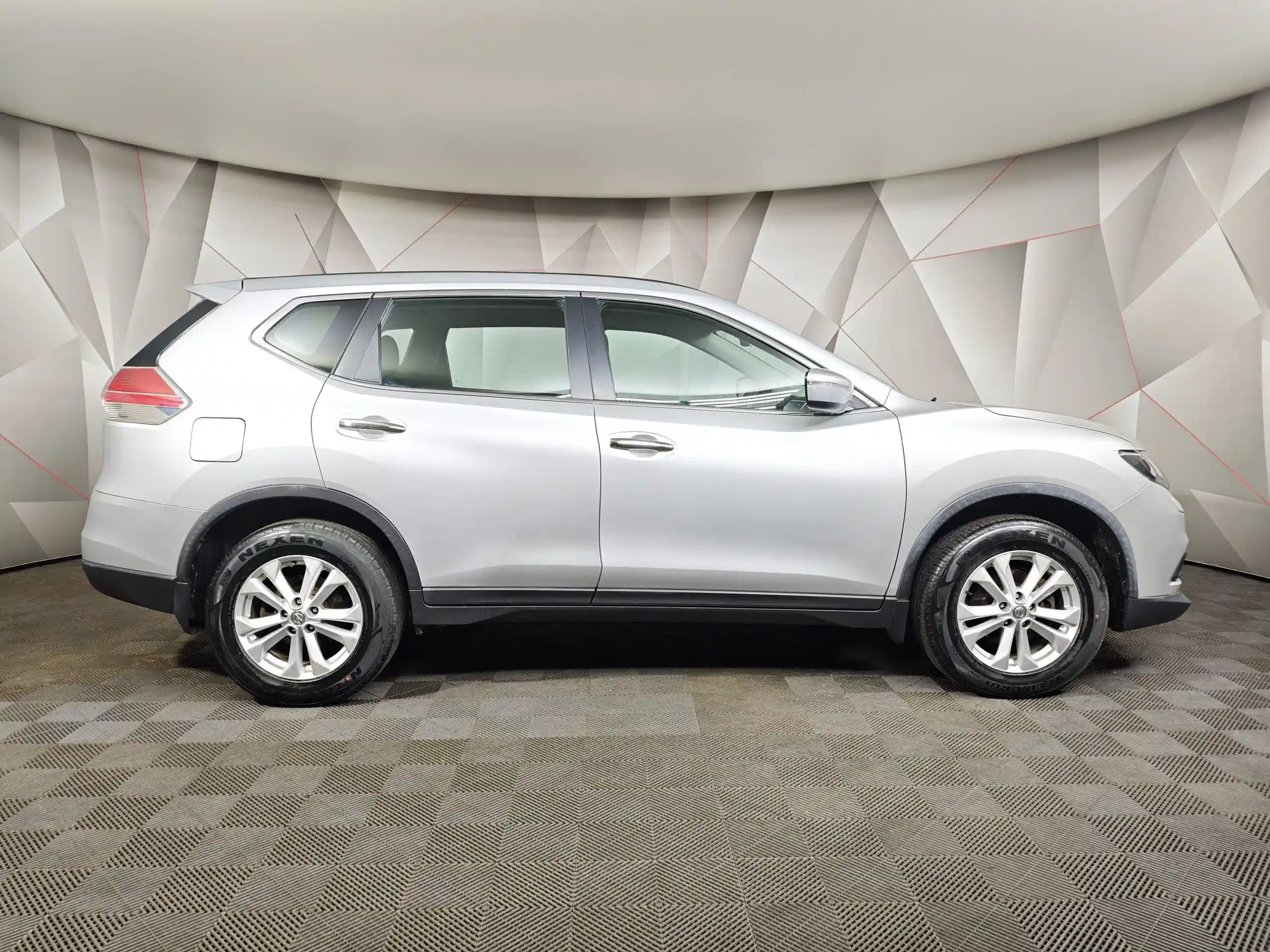 Nissan X-Trail 2015