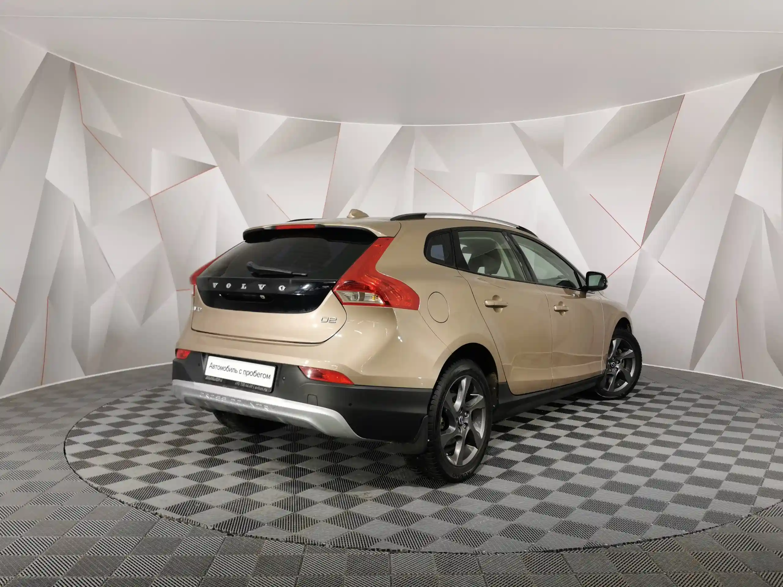 Volvo V40 2014