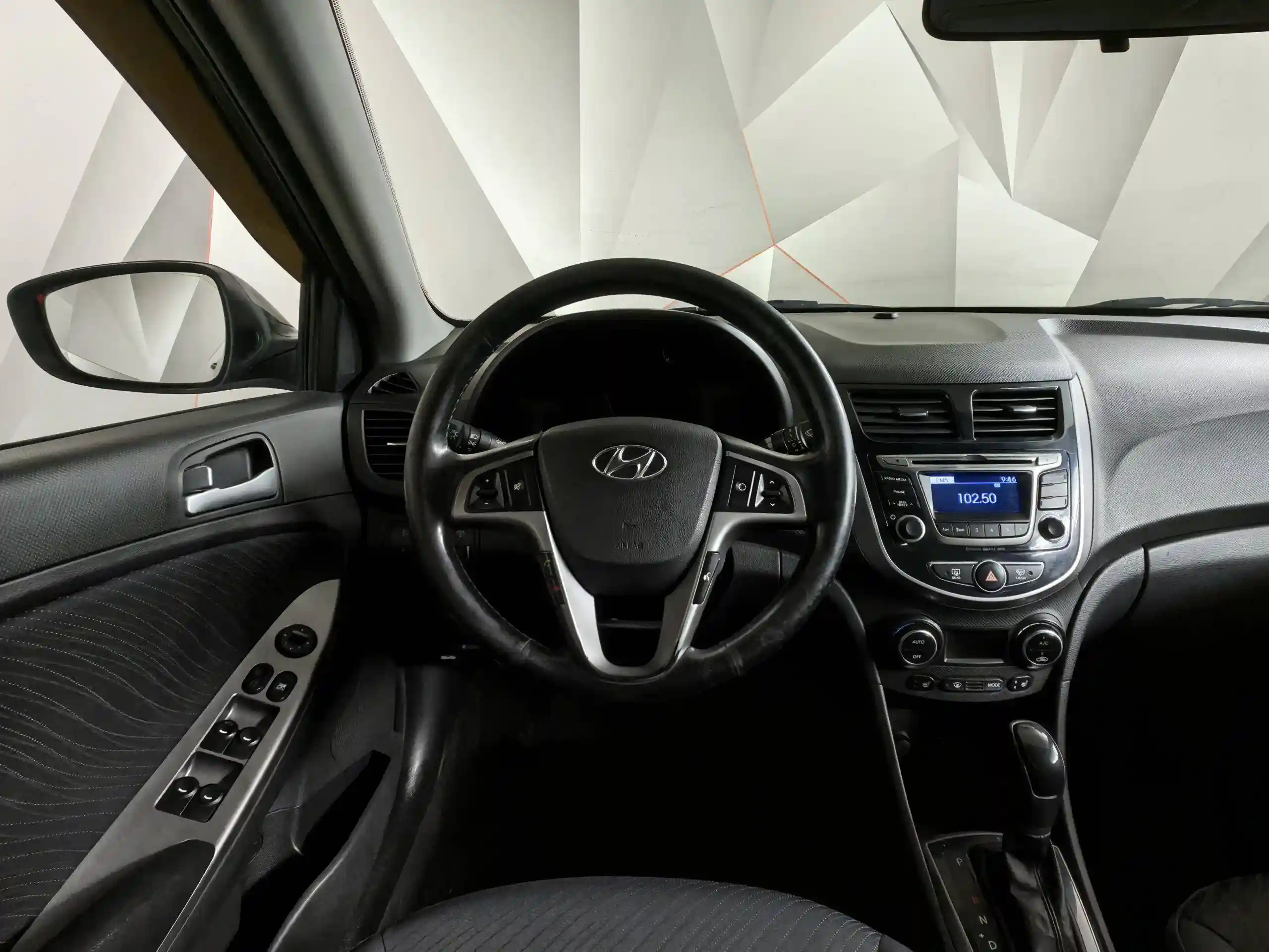 Hyundai Solaris 2014