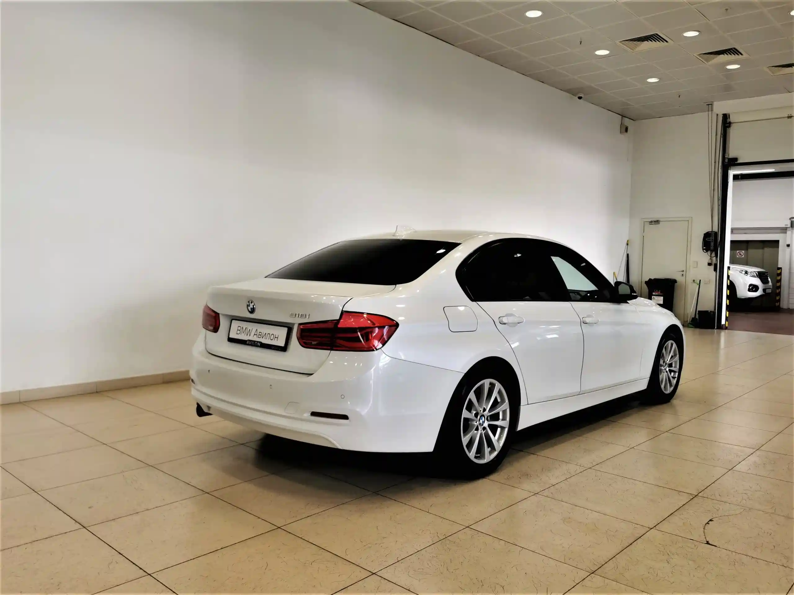 BMW 3 серия 2018