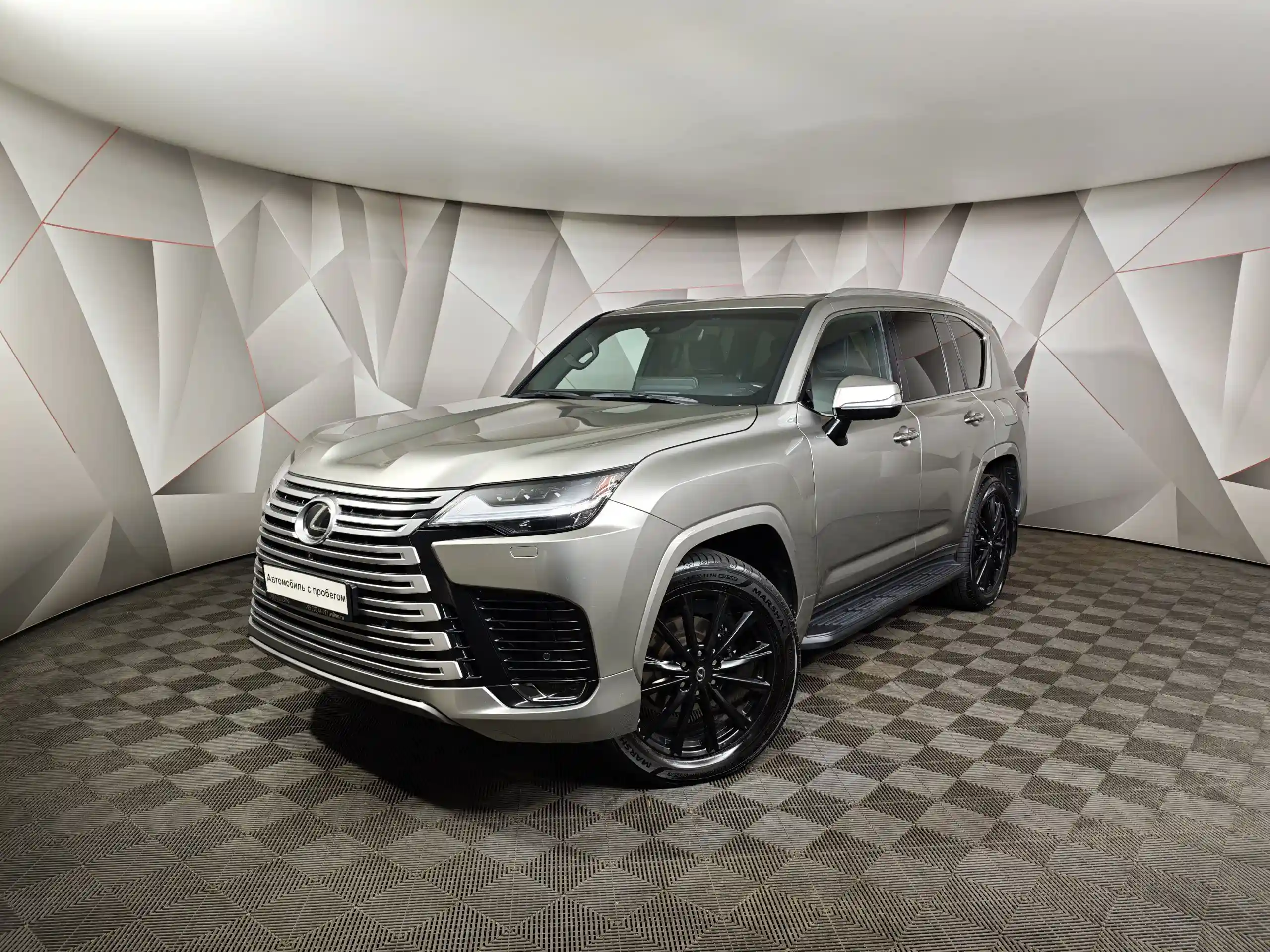 Lexus LX 2022