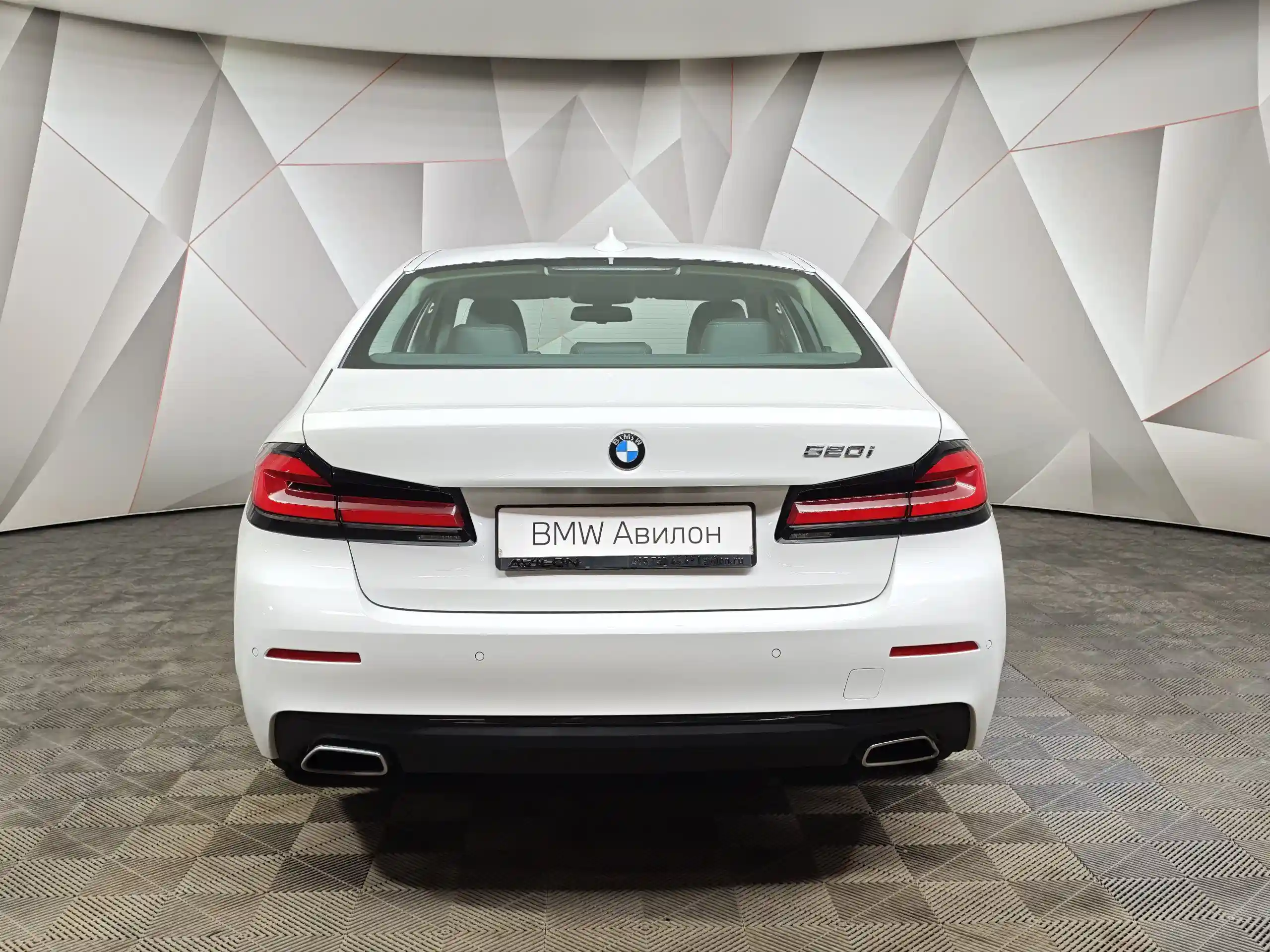 BMW 5 серия 2021