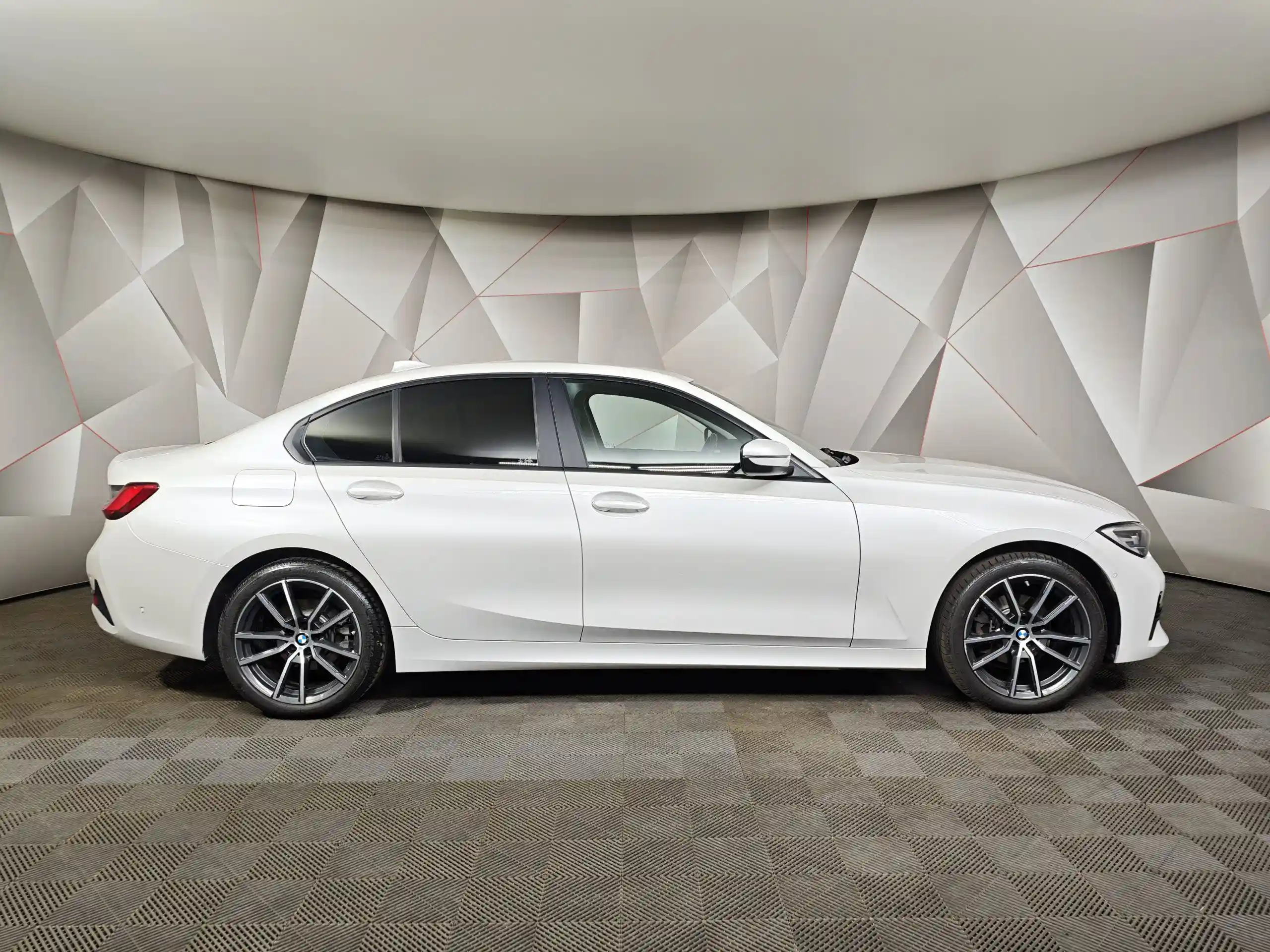 BMW 3 серия 2020