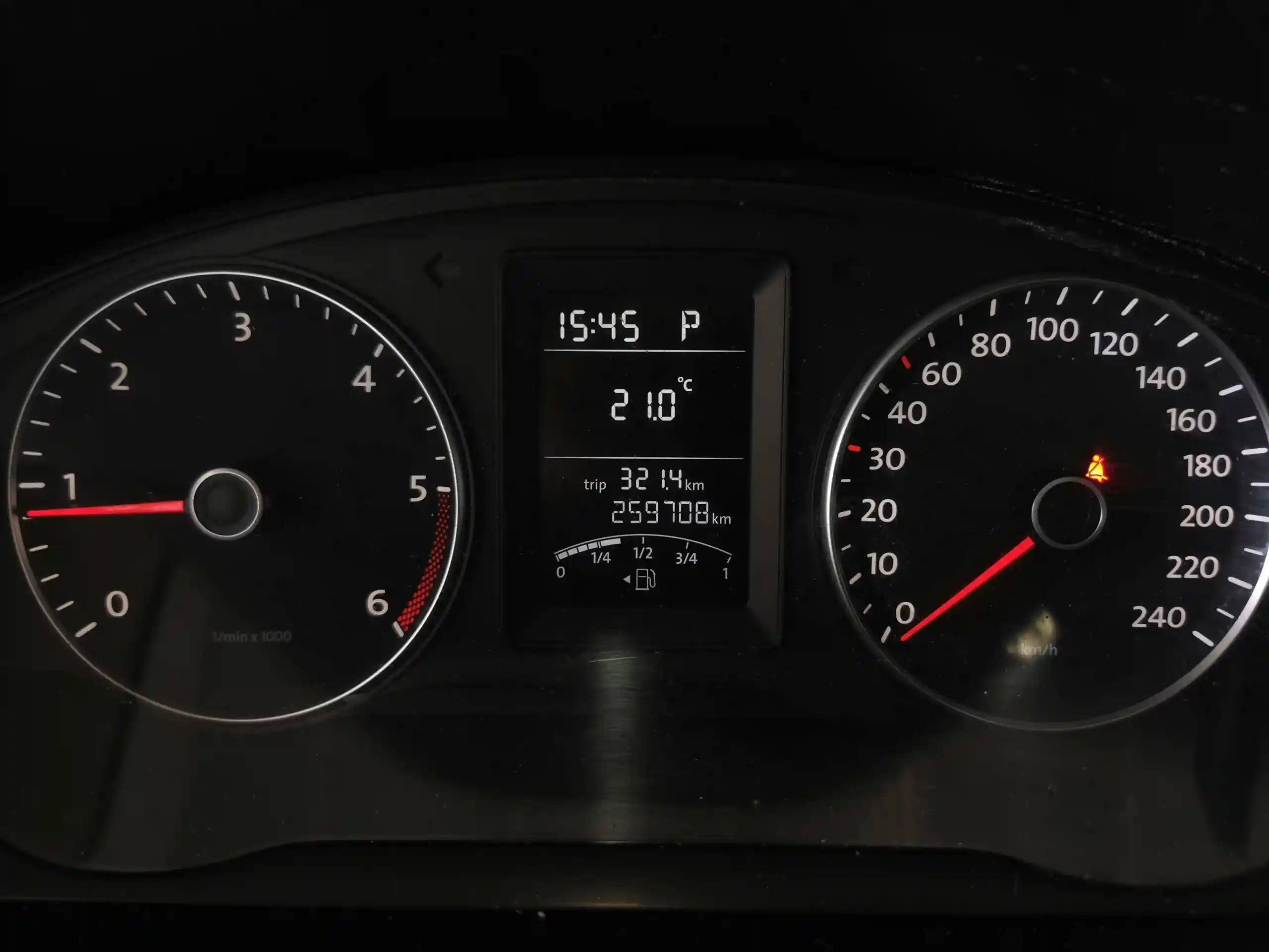 Volkswagen Caravelle 2011