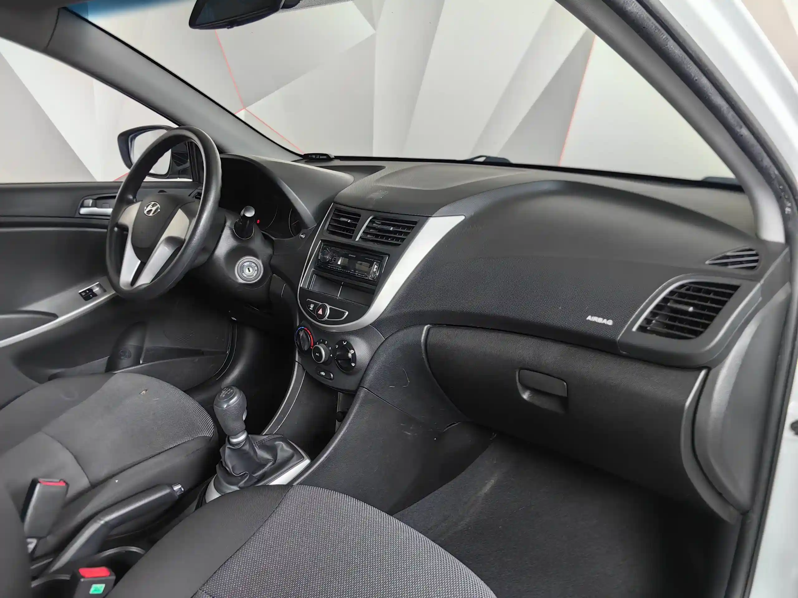 Hyundai Solaris 2014