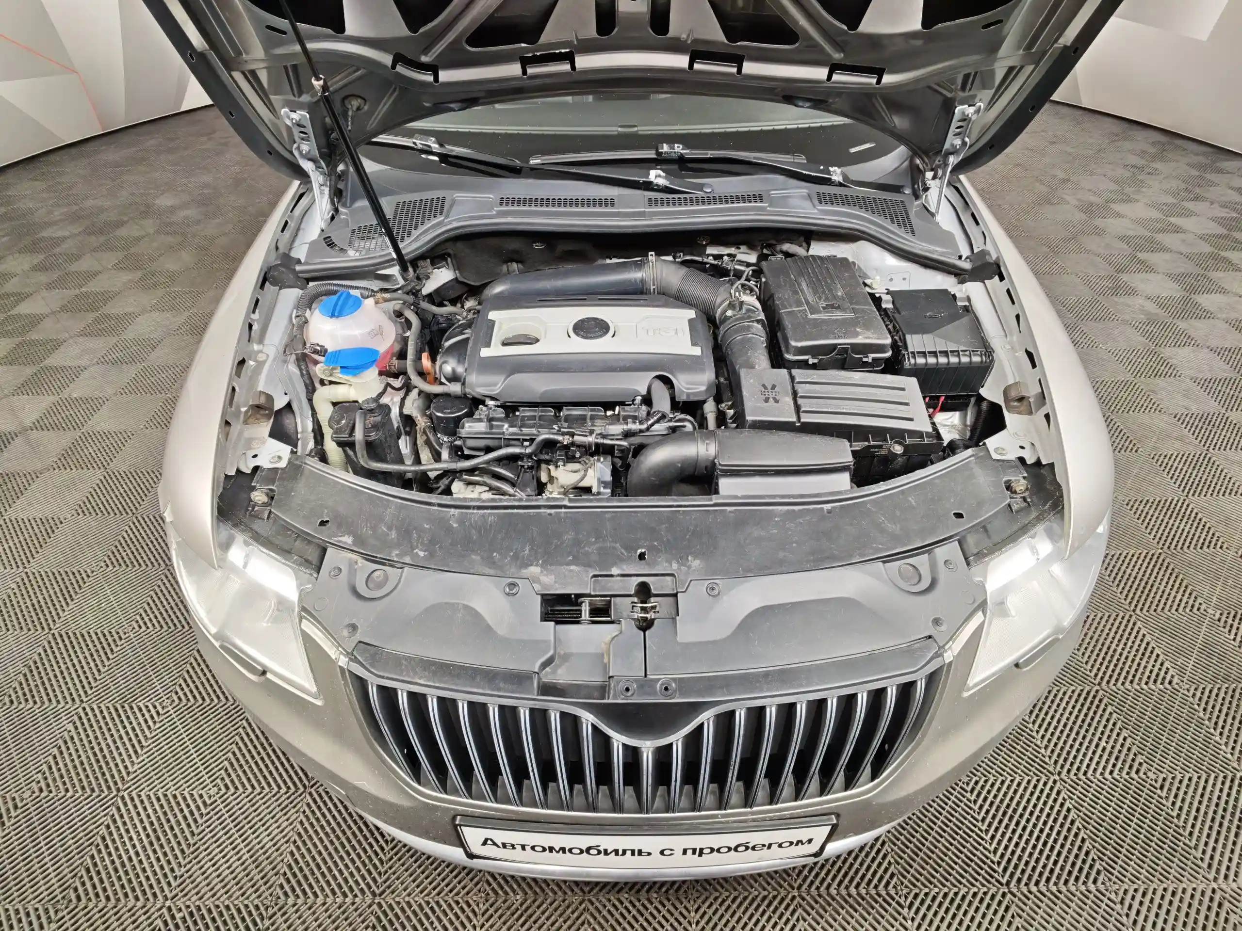 Skoda Superb 2012