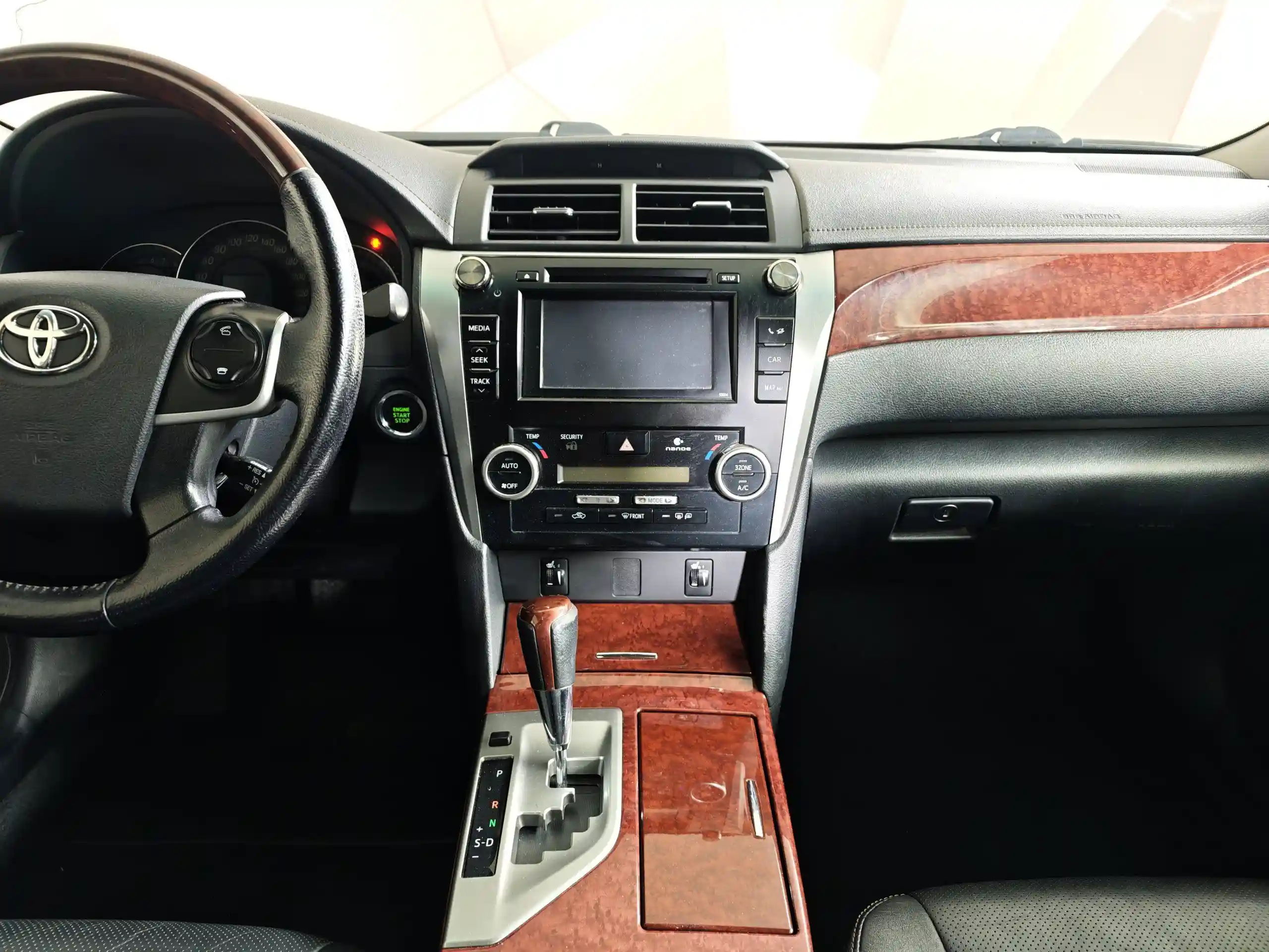 Toyota Camry 2011