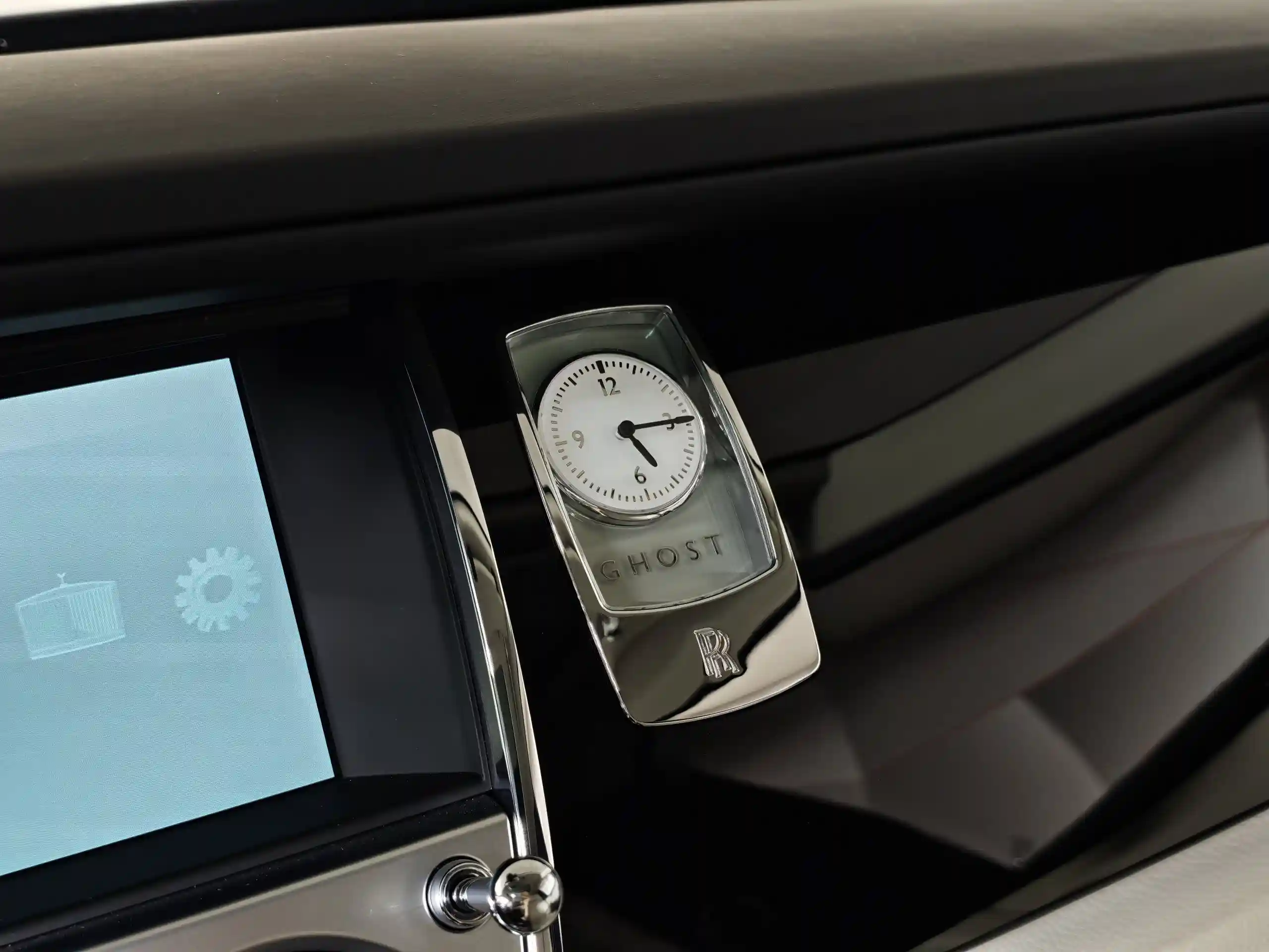 Rolls-Royce Ghost 2015