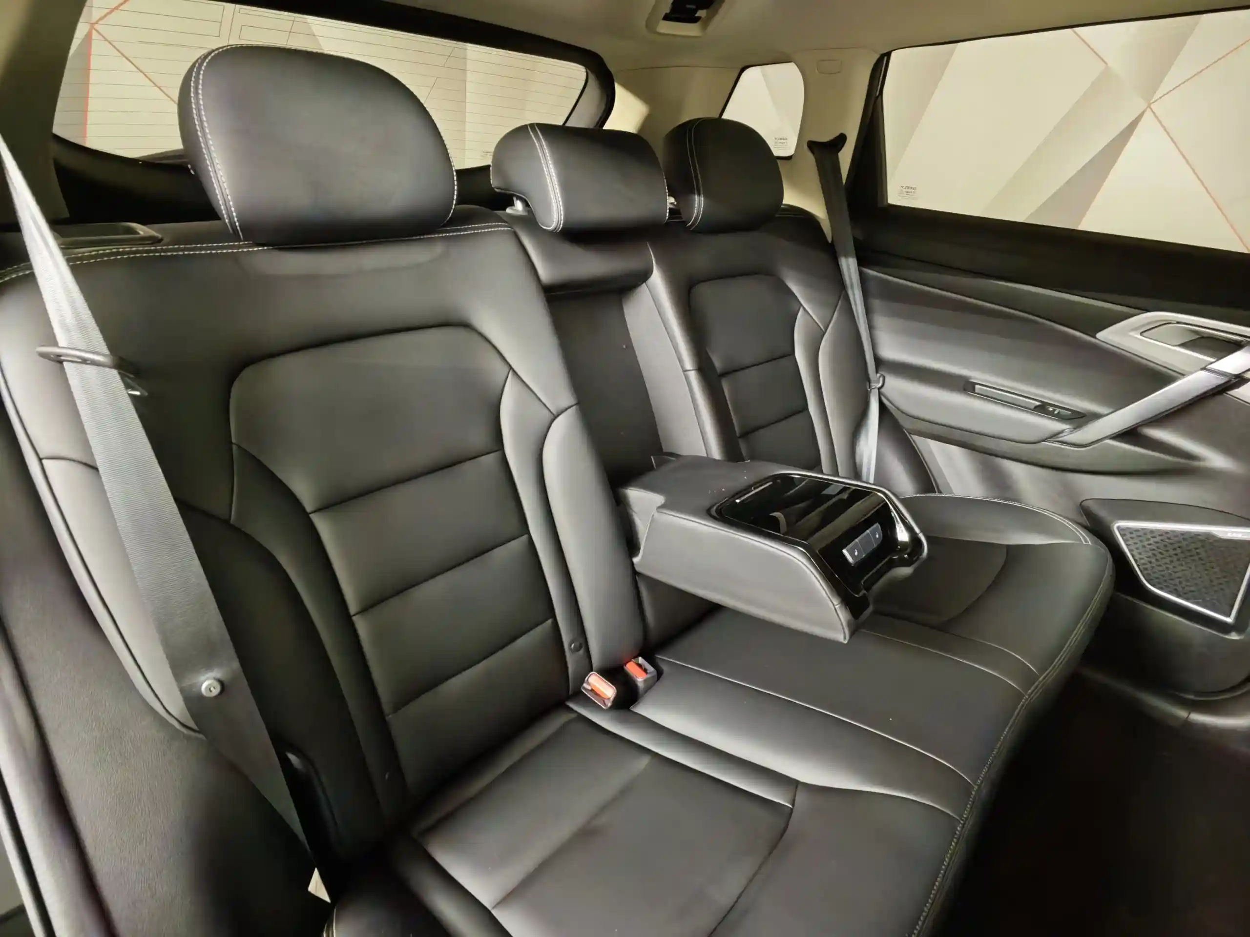 Geely Atlas 2021