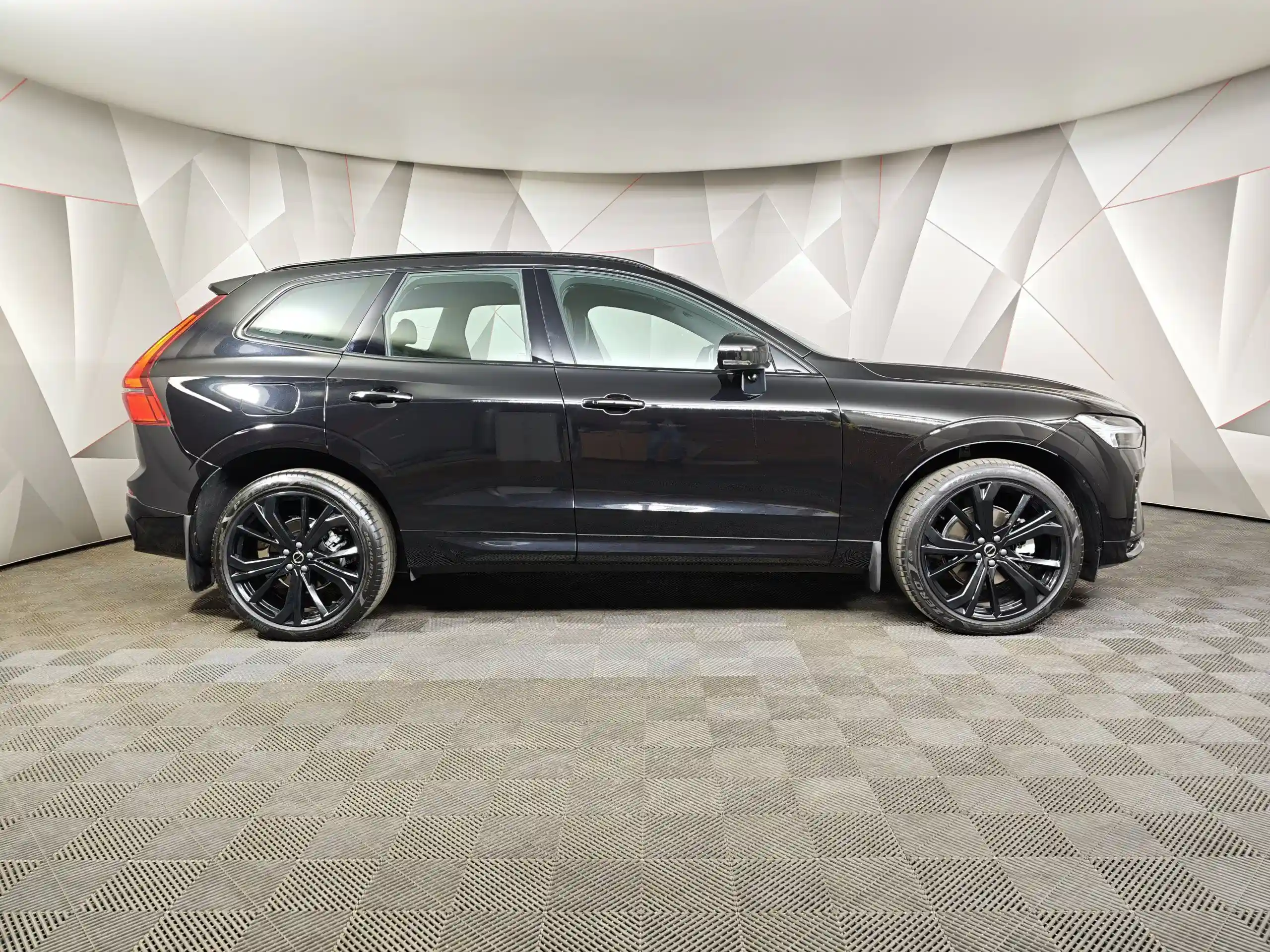 Volvo XC60 2025