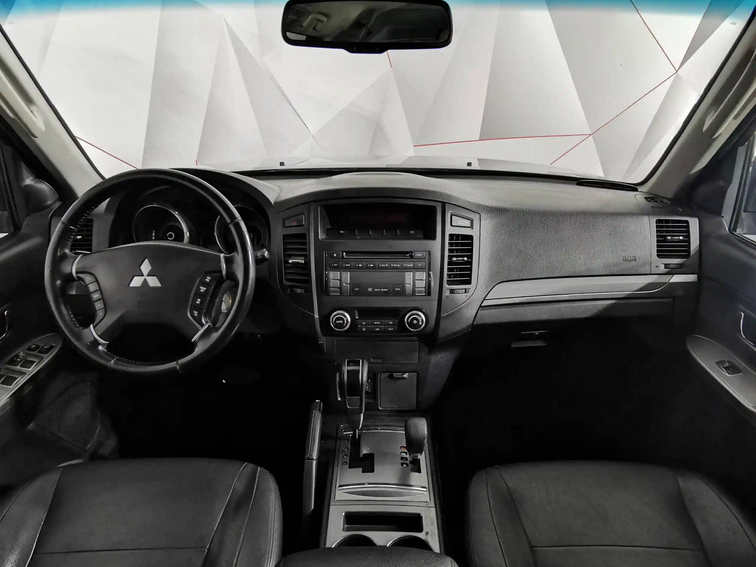 Mitsubishi Pajero 2012