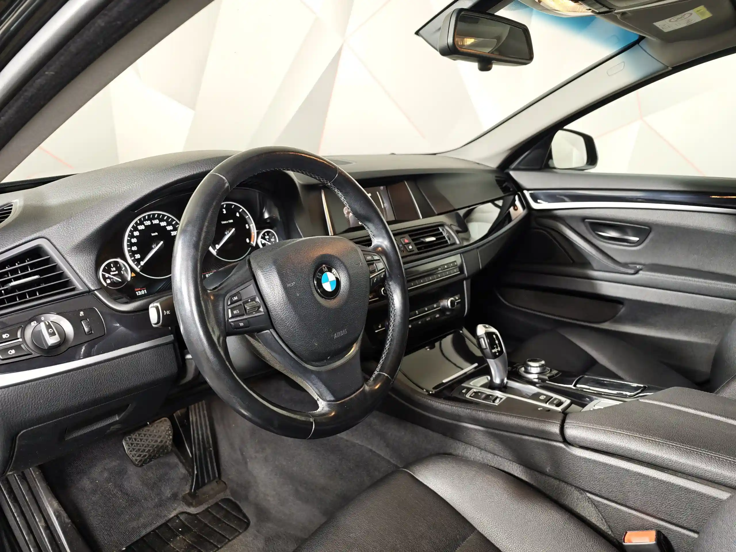 BMW 5 серия 2016